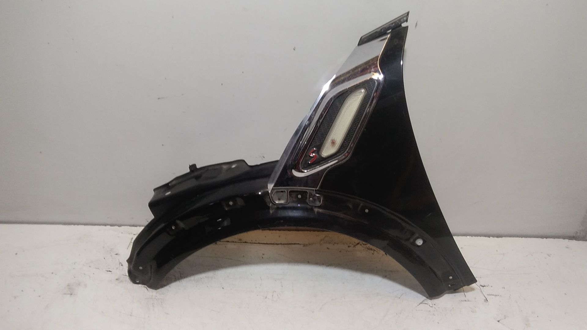 Parafango Ant. Sinistro 41009805643 Usato