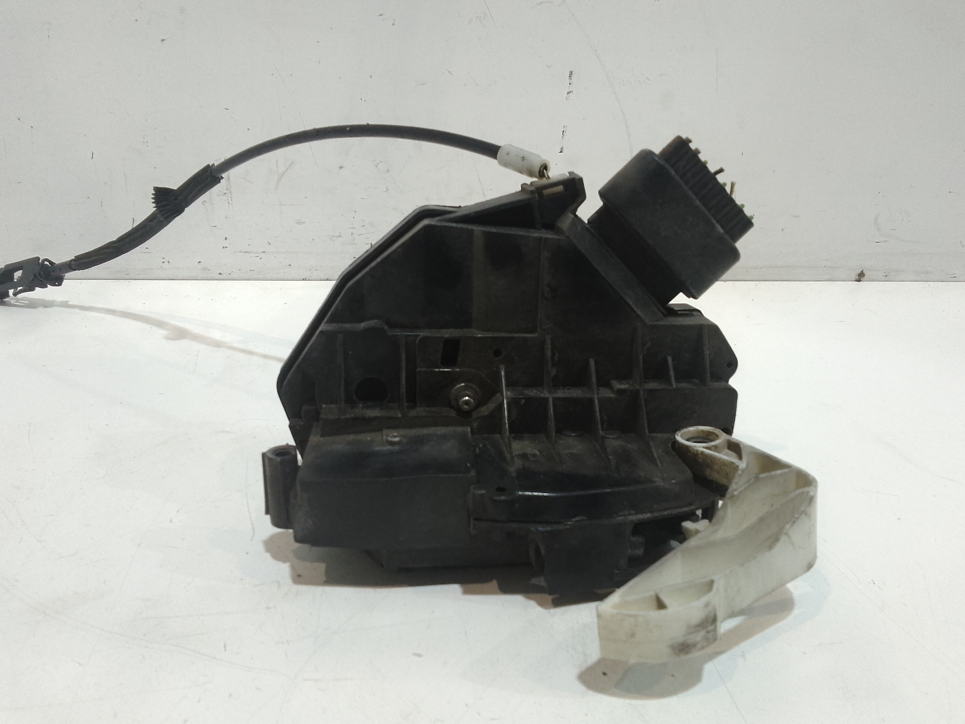 Serratura Porta Ant. Destro 2048282 Usato