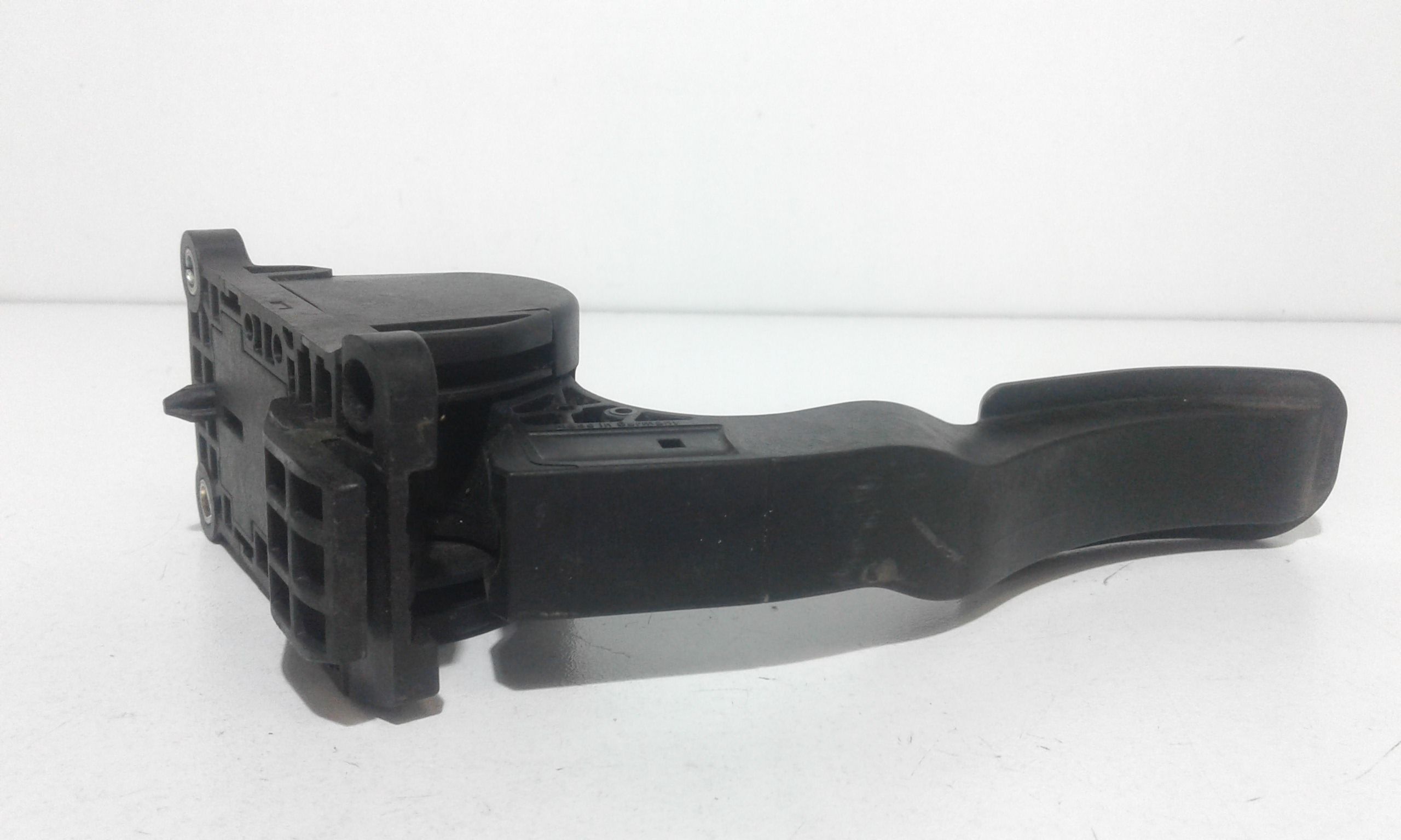 Pedale Acceleratore 2E0721507D Usato