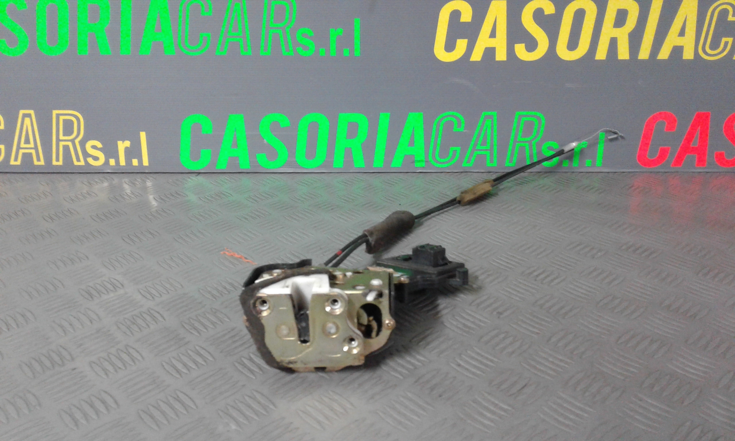 Serratura Porta Post. Sinistro GJ6A73310G Usato