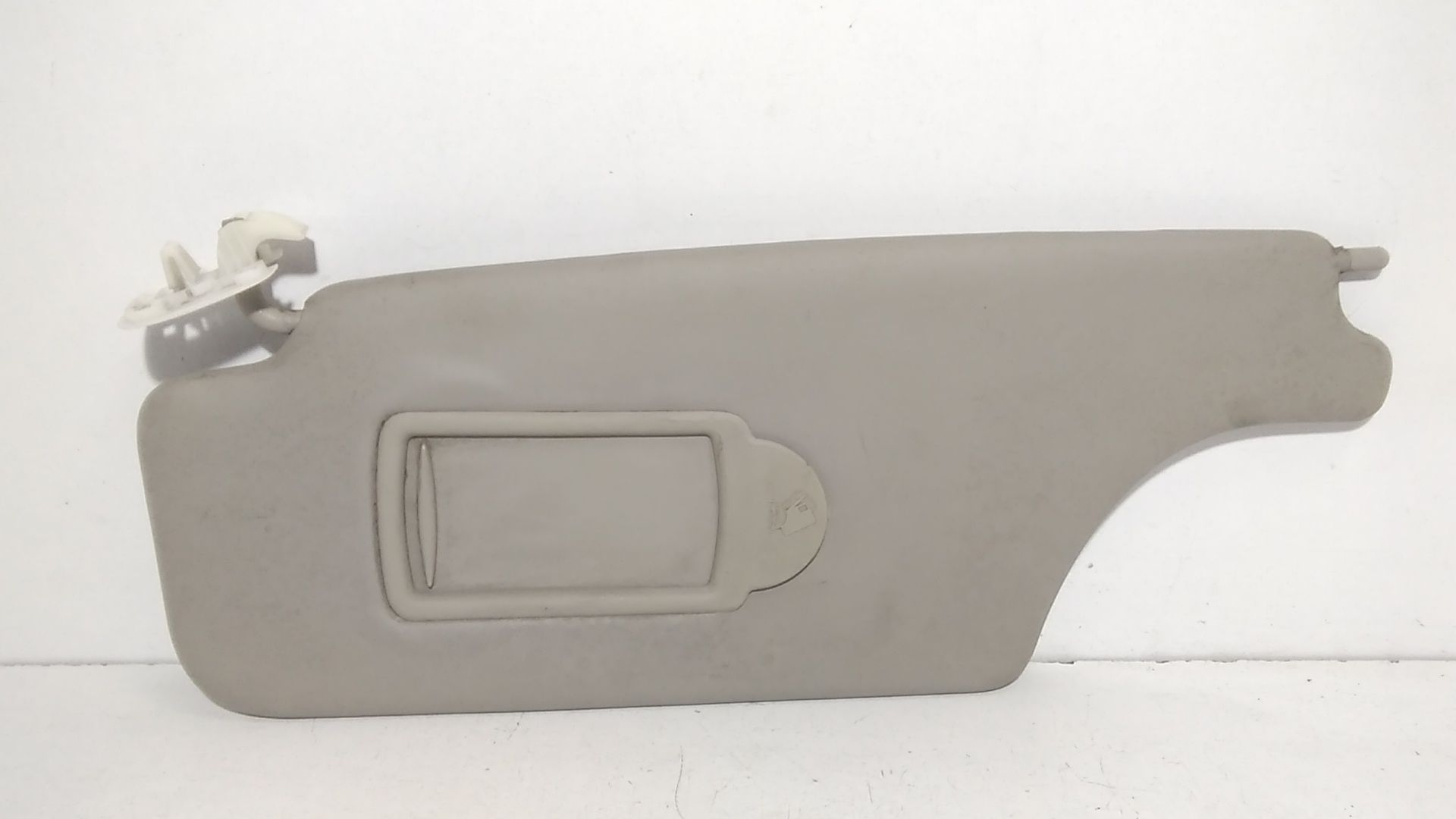 Aletta Parasole Parabrezza Sinistro 8200329035 Usato