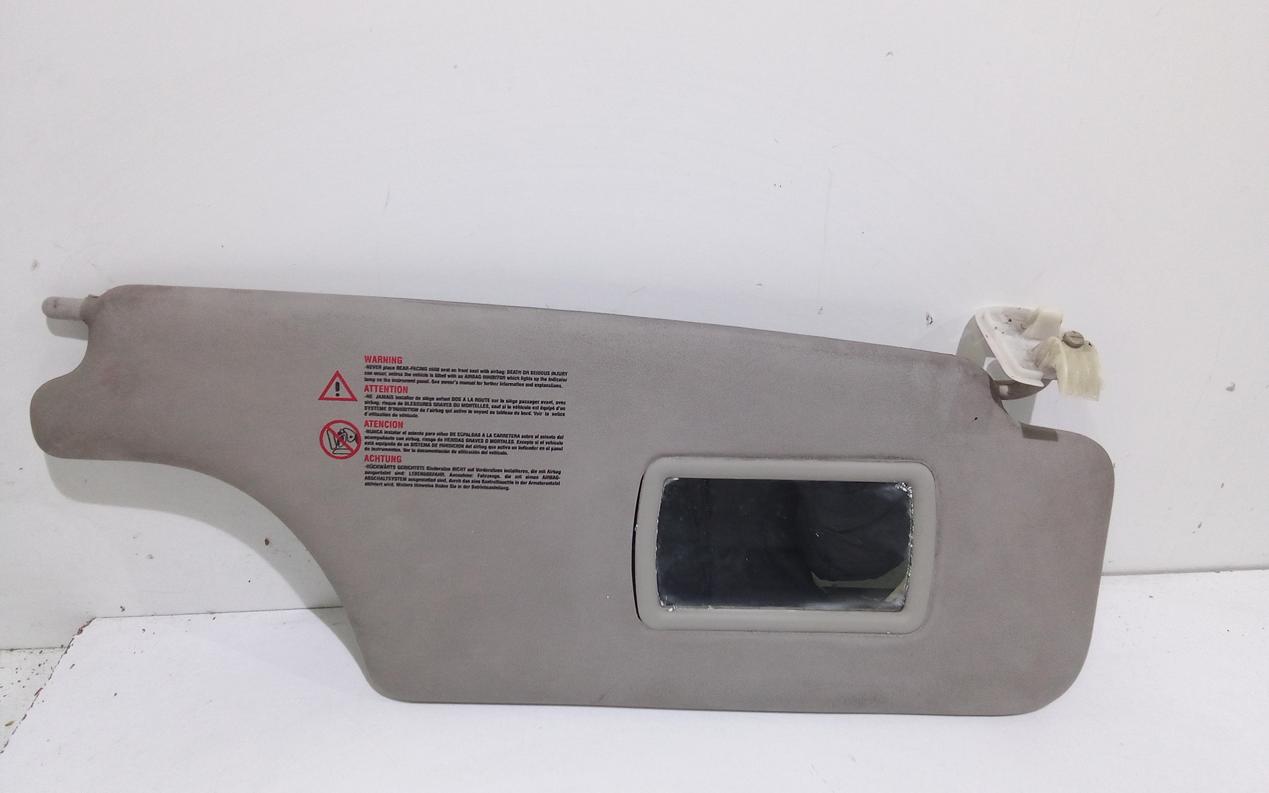 Aletta Parasole Parabrezza Destro 8200213199 Usato