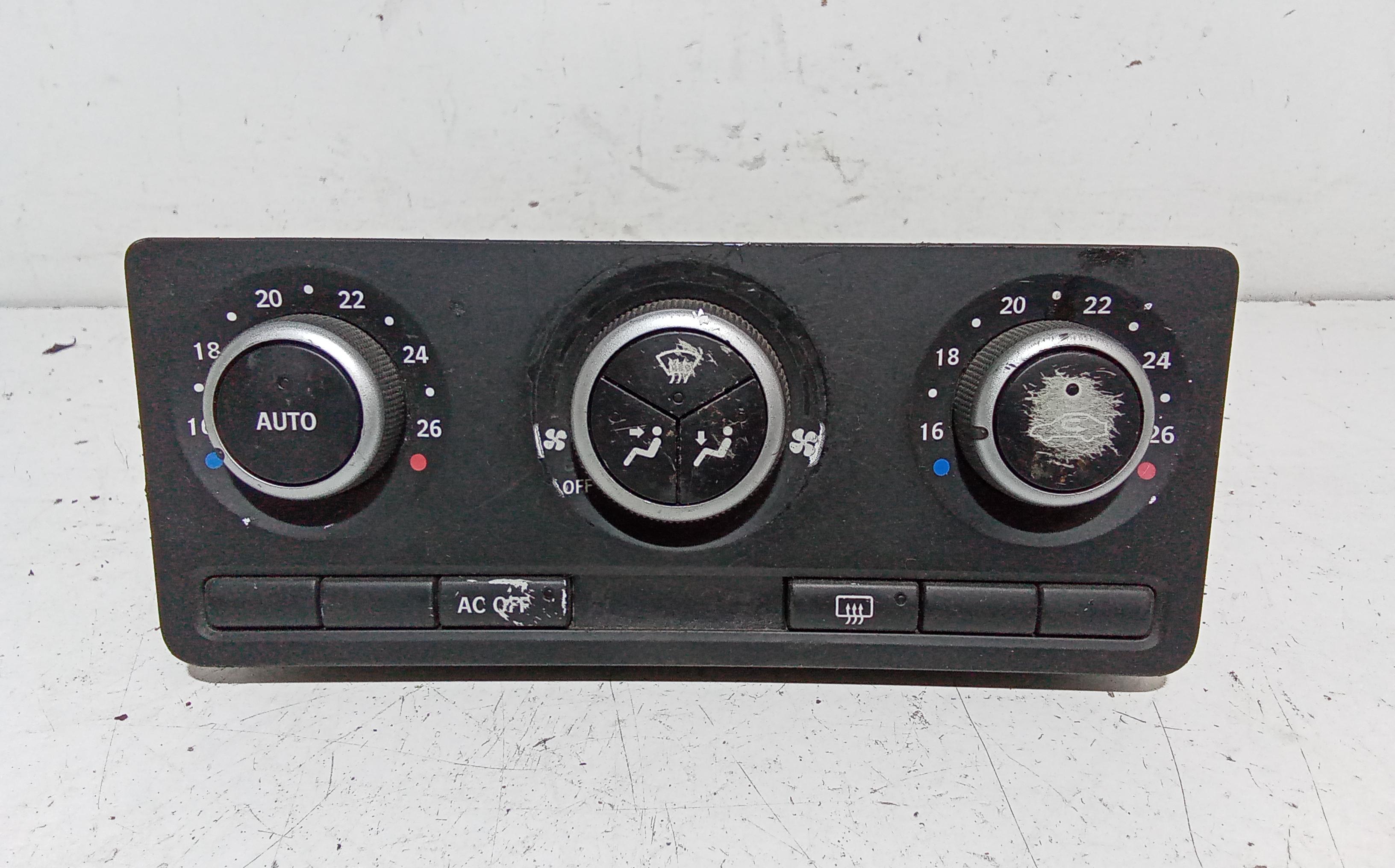 Blocco Comando Climatizzazione Usato