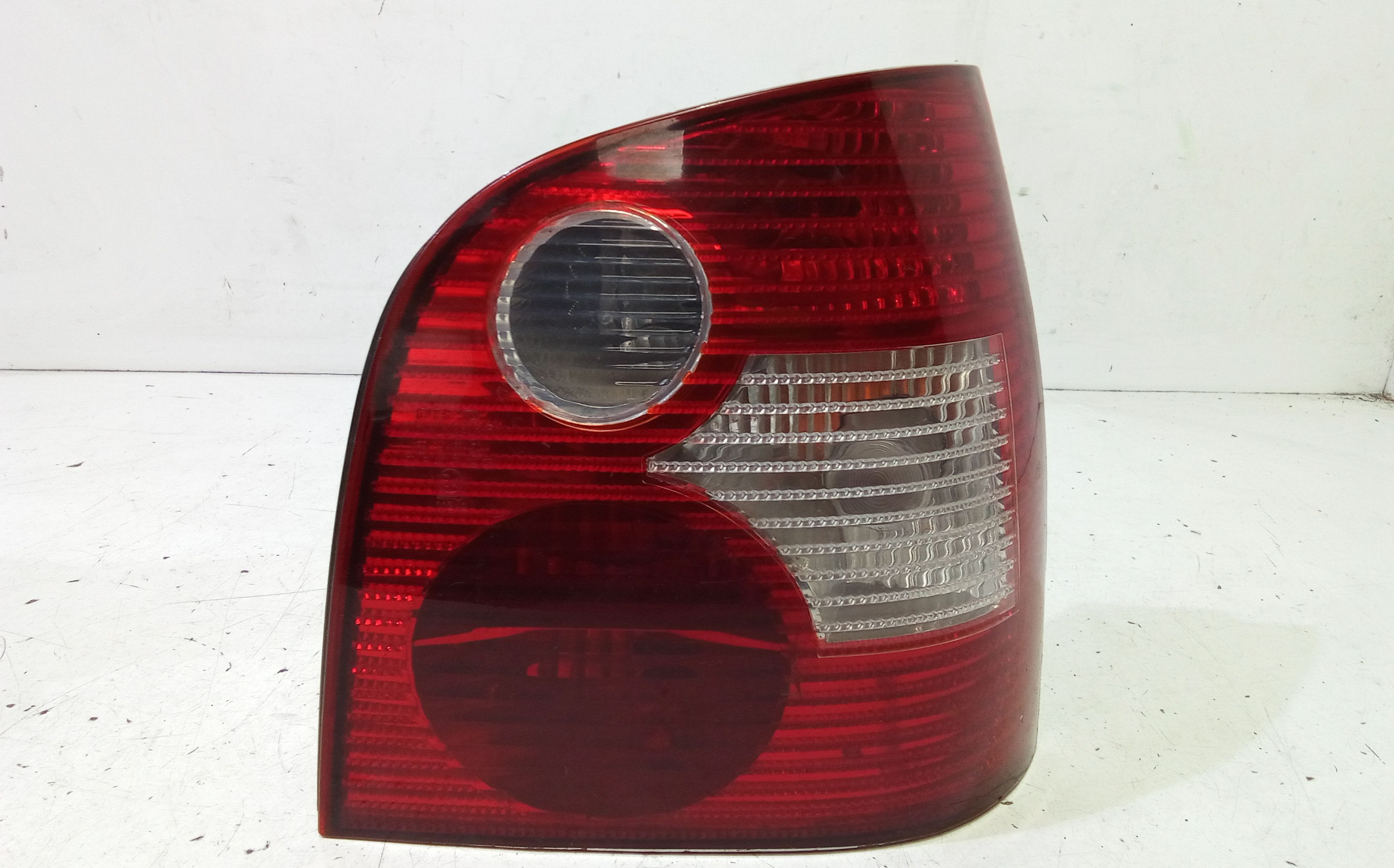 Fanale Post. Destro 6Q6945096AB Usato