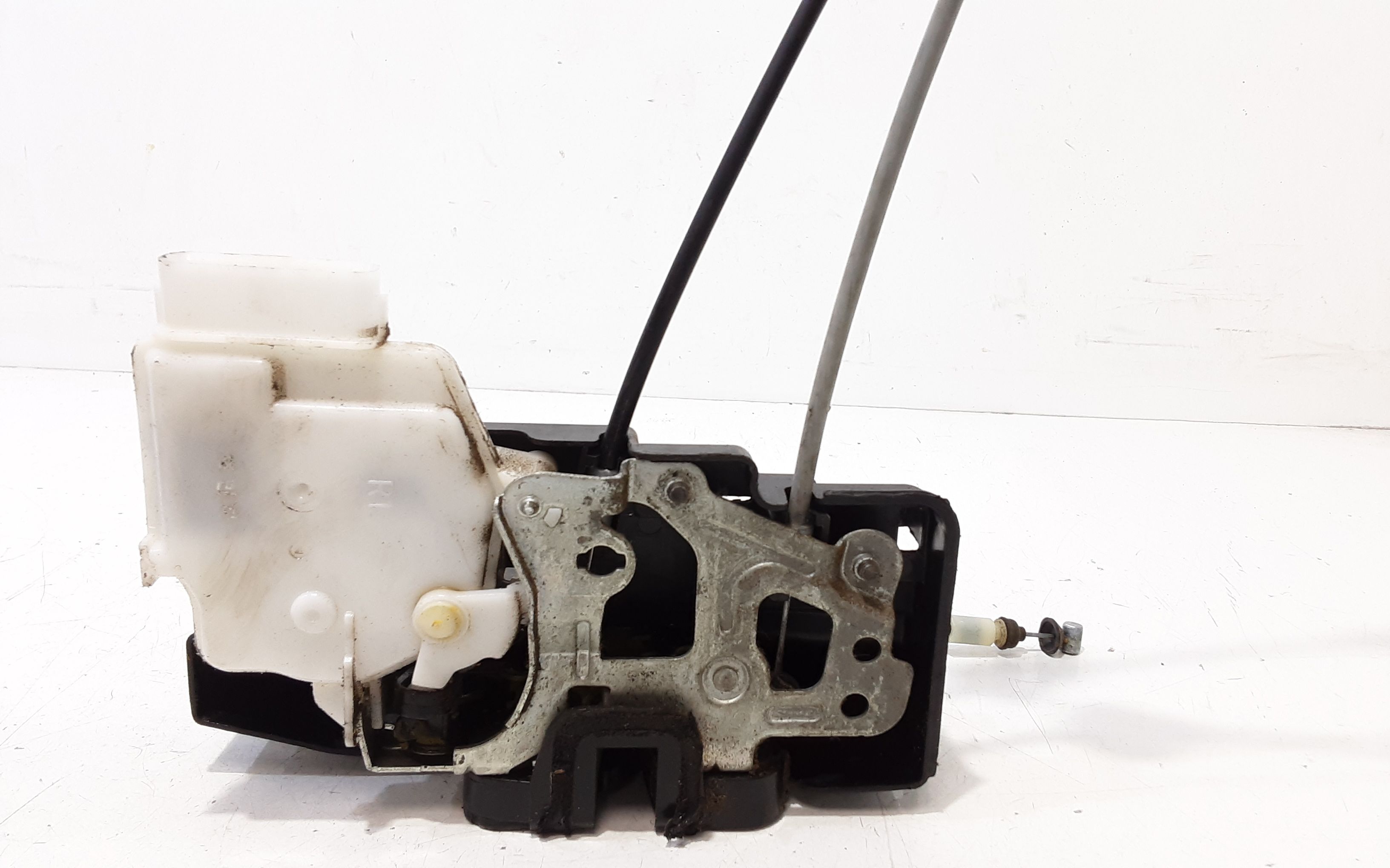 Serratura Porta Ant. Destro 813201D000 Usato