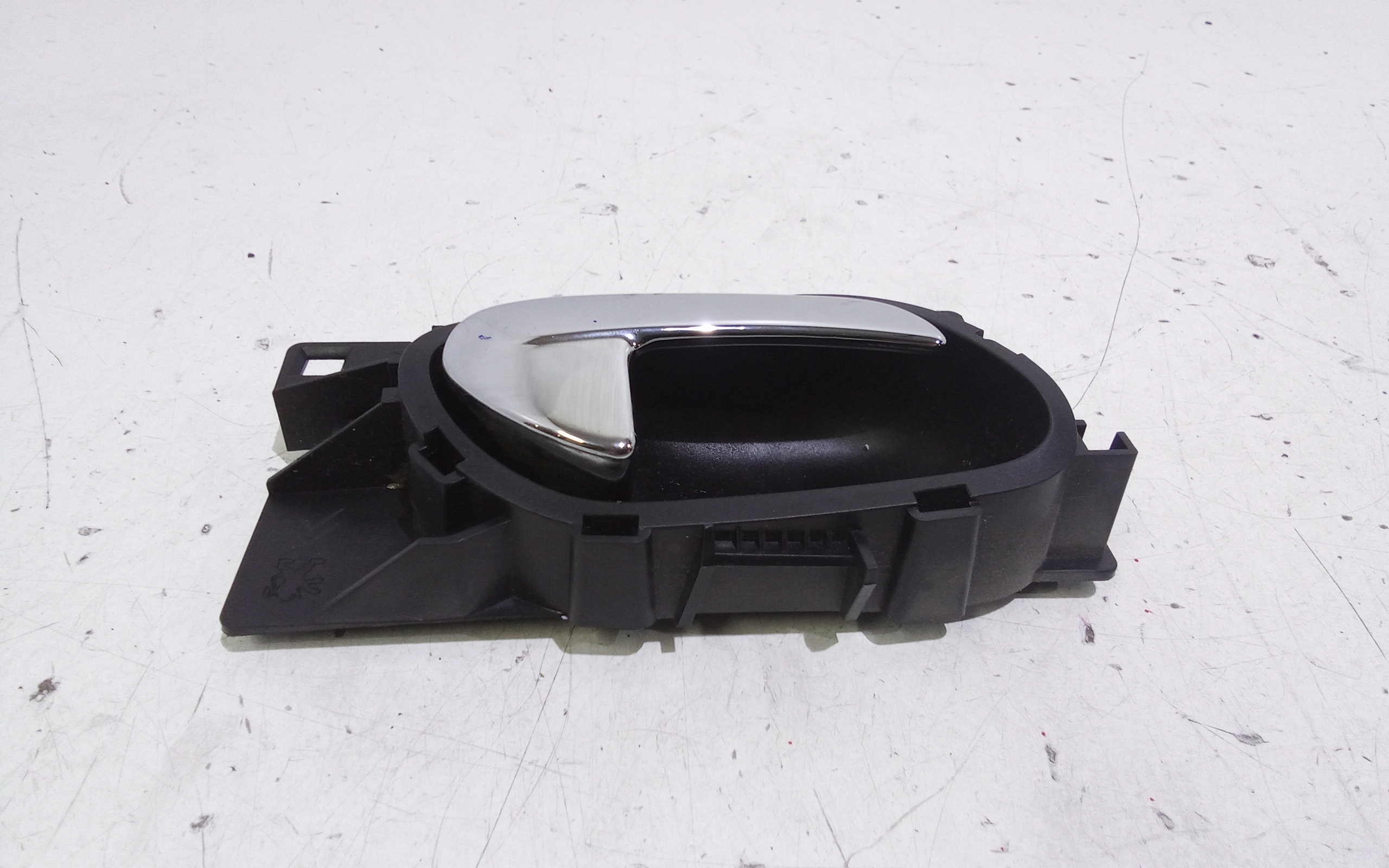 Maniglia Int. Apertura Porta Post. Destro 9144A5 Usato