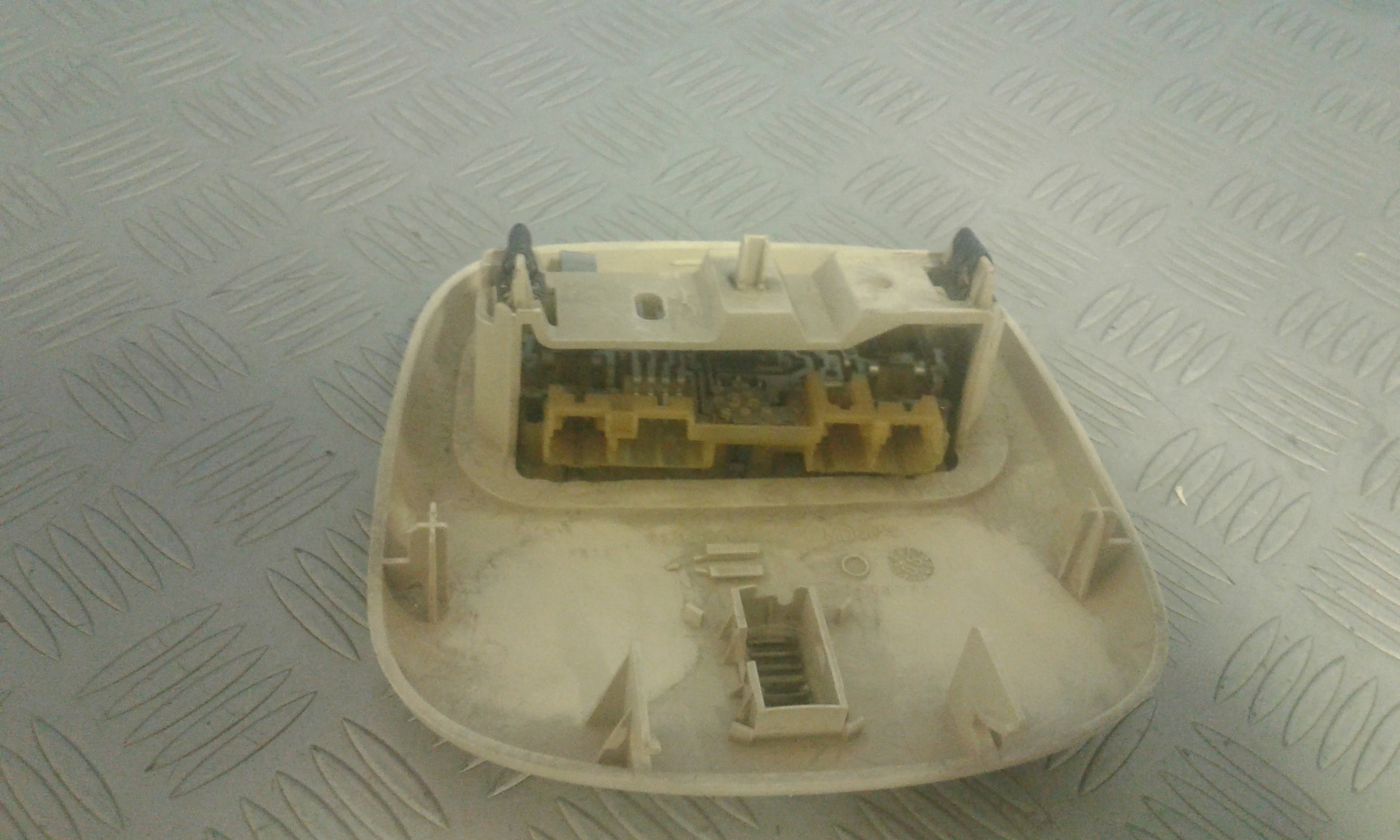 Luce Cortesia Ant. Tetto 6362N2 Usato