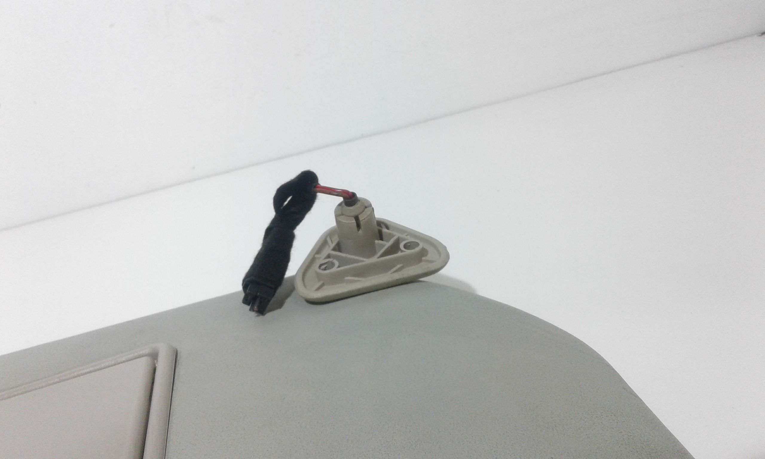 Aletta Parasole Parabrezza Destro 96400BU080 Usato