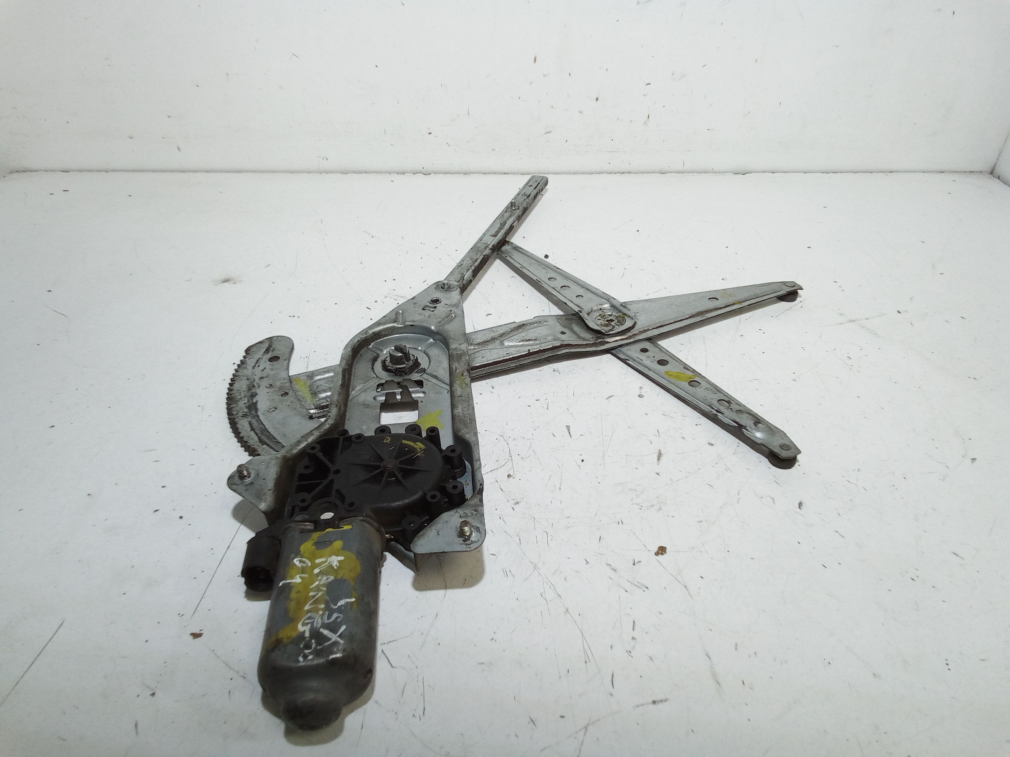 Alzacristallo Porta Ant. Sinistro Usato