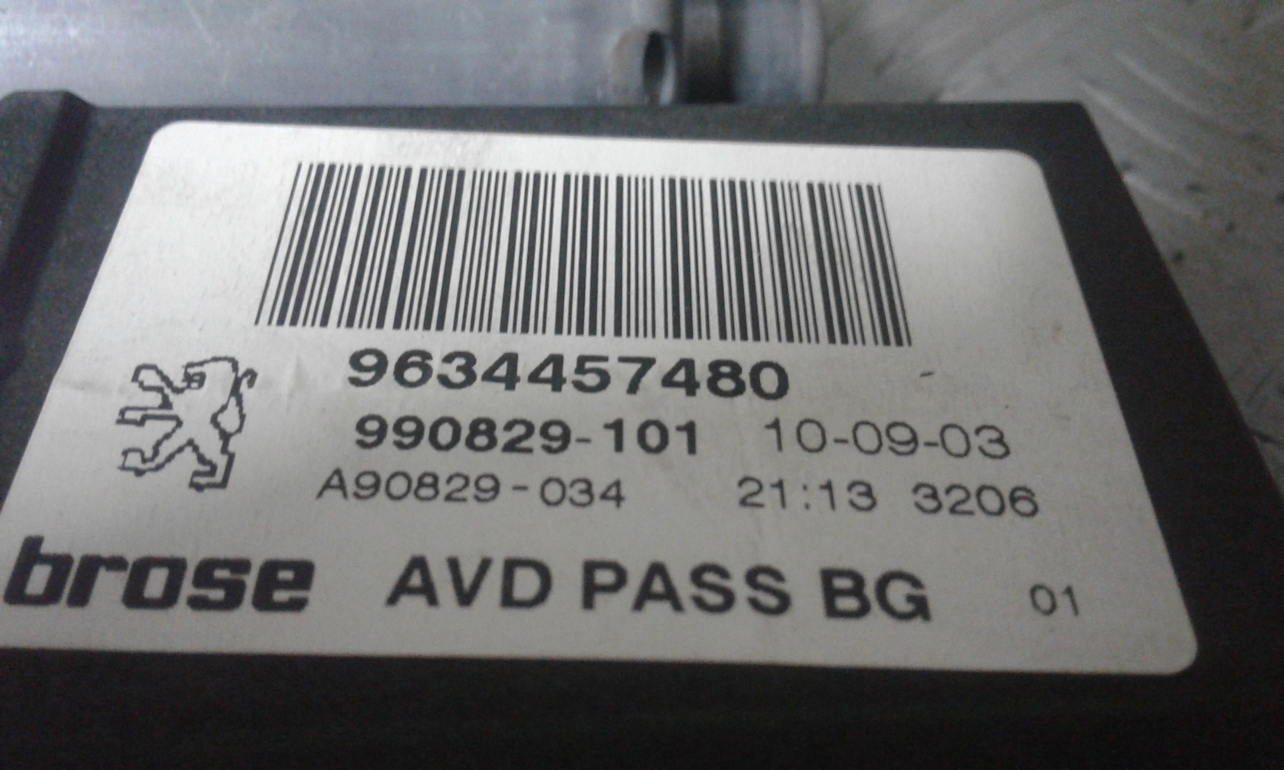 Motorino Alzacristallo Porta Ant. Destro 9222AZ Usato