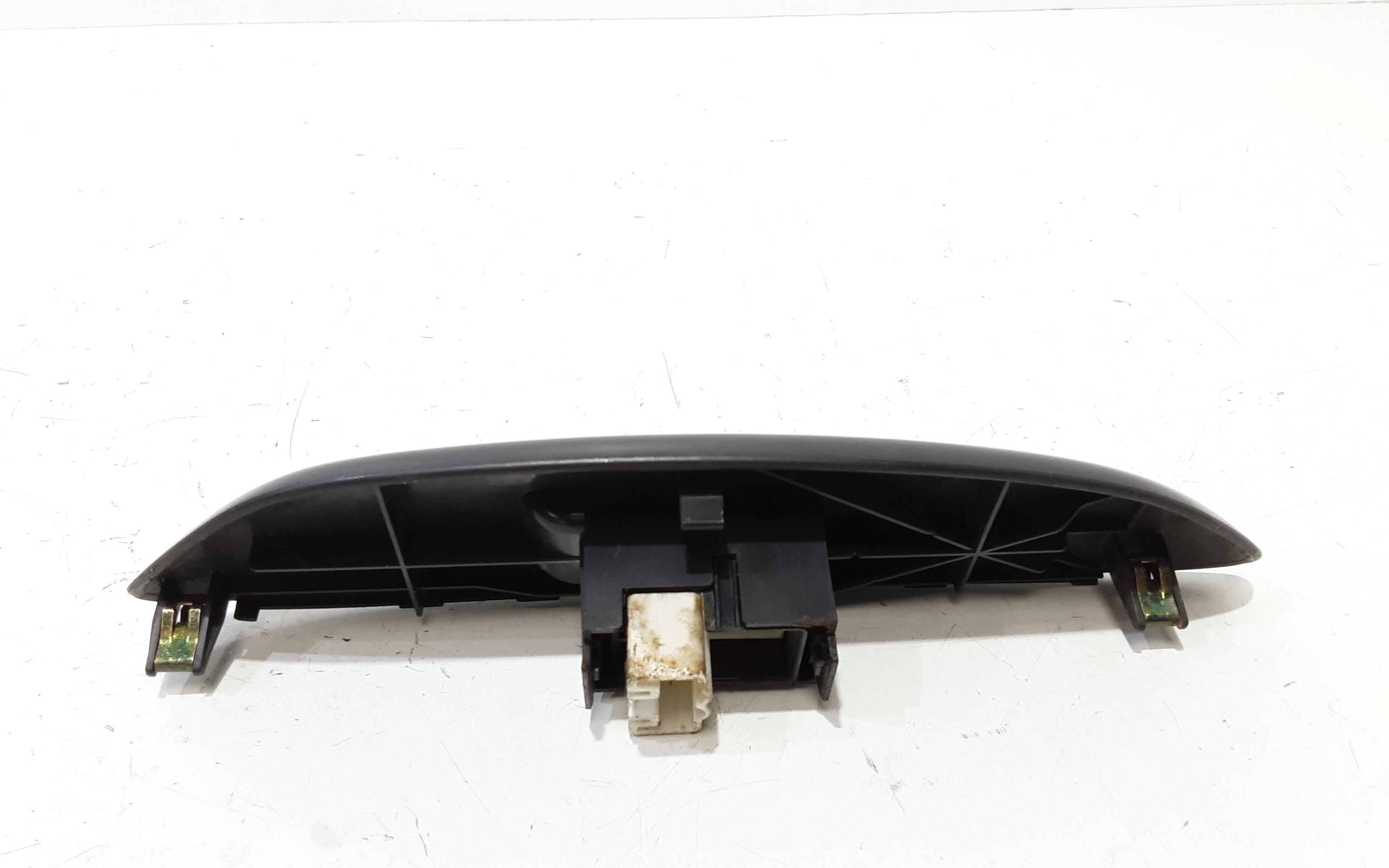 Interruttore Alzacristalli Porta Ant. Destro 848100D010 Usato