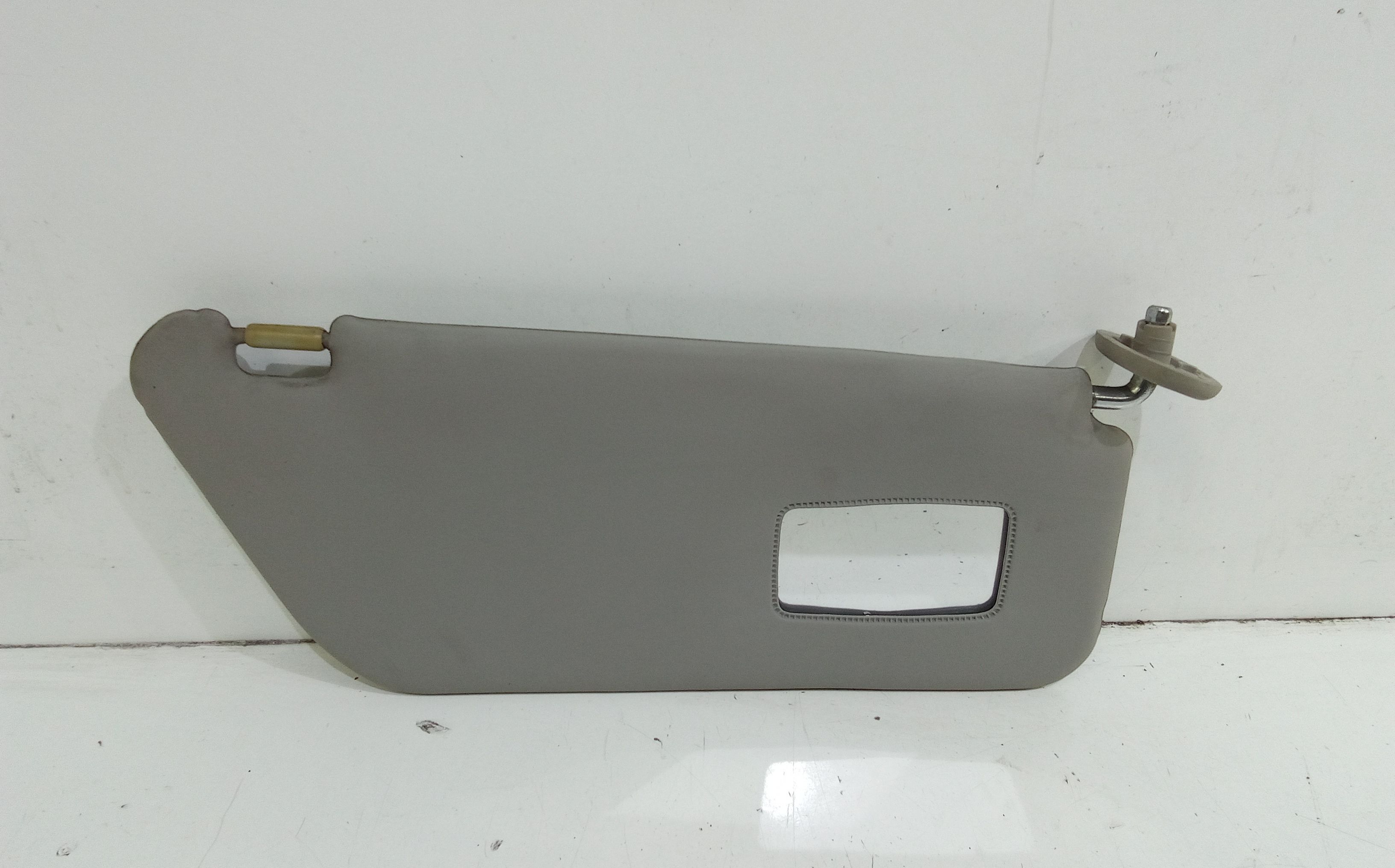 Aletta Parasole Parabrezza Destro 96280100 Usato