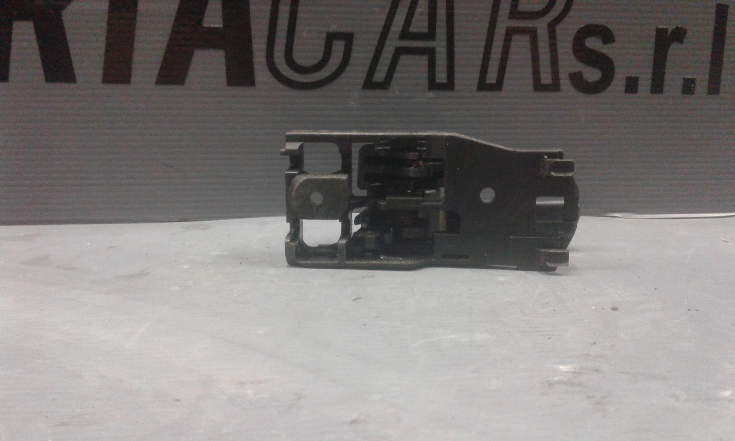 Maniglia Int. Apertura Porta Ant. Destro Usato