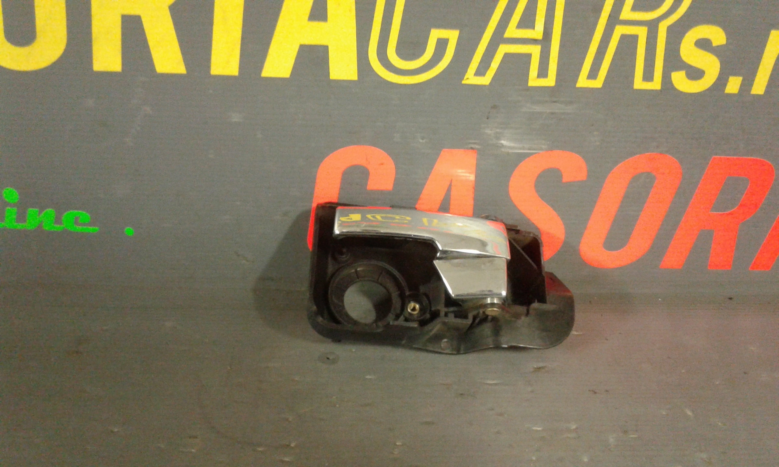 Maniglia Int. Apertura Porta Ant. Sinistro 1352107 Usato