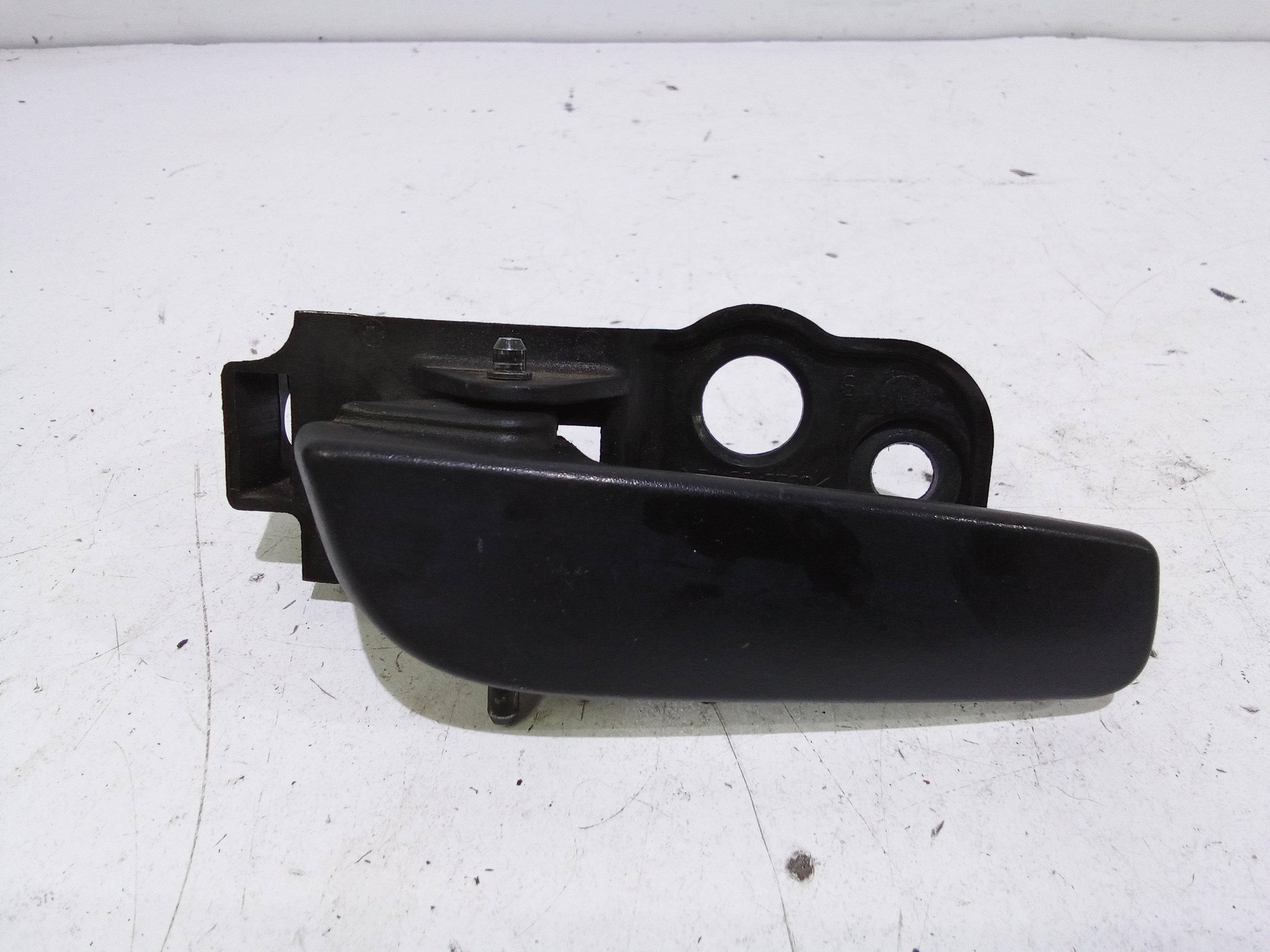 Maniglia Int. Apertura Porta Ant. Sinistro 1614195680 Usato