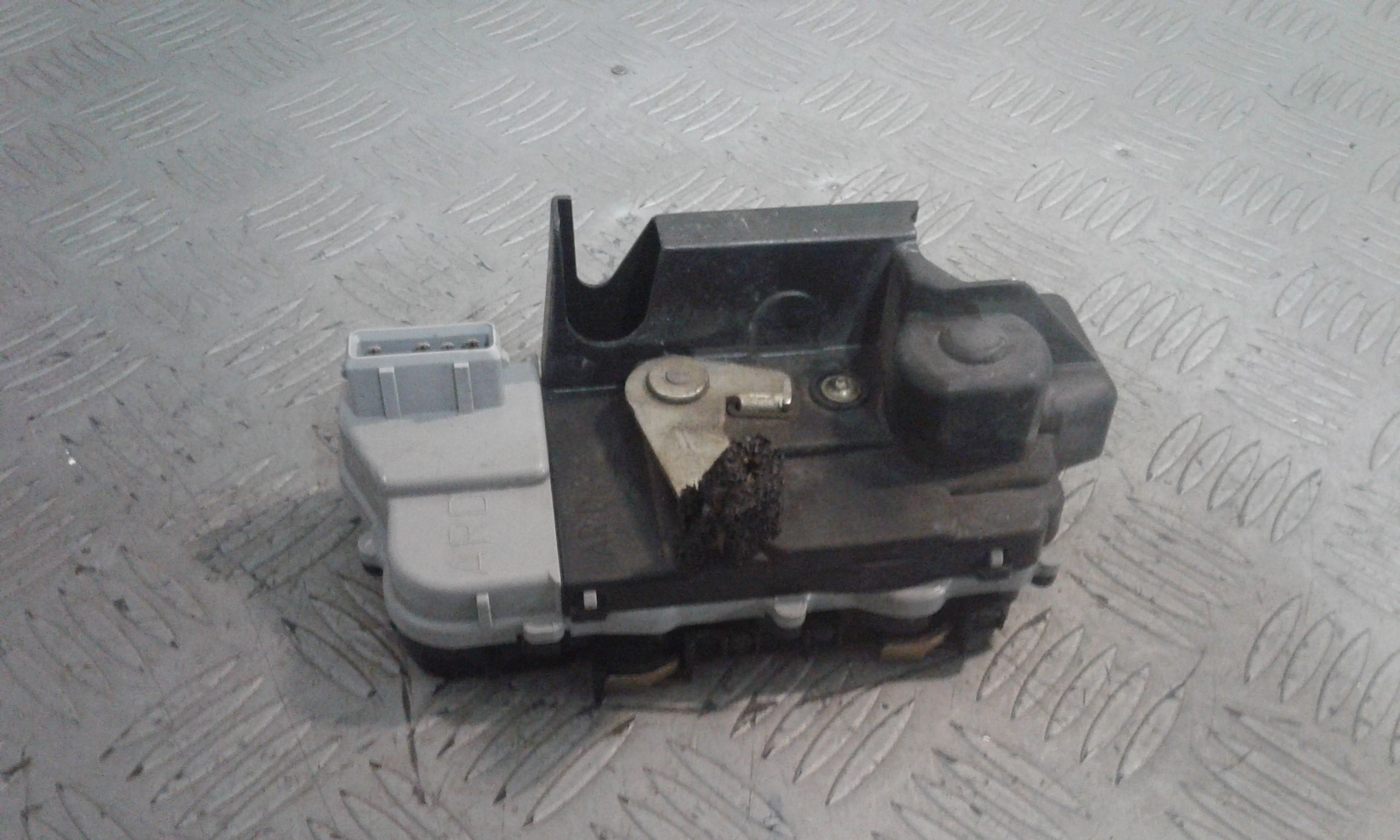 Serratura Porta Post. Destro Usato