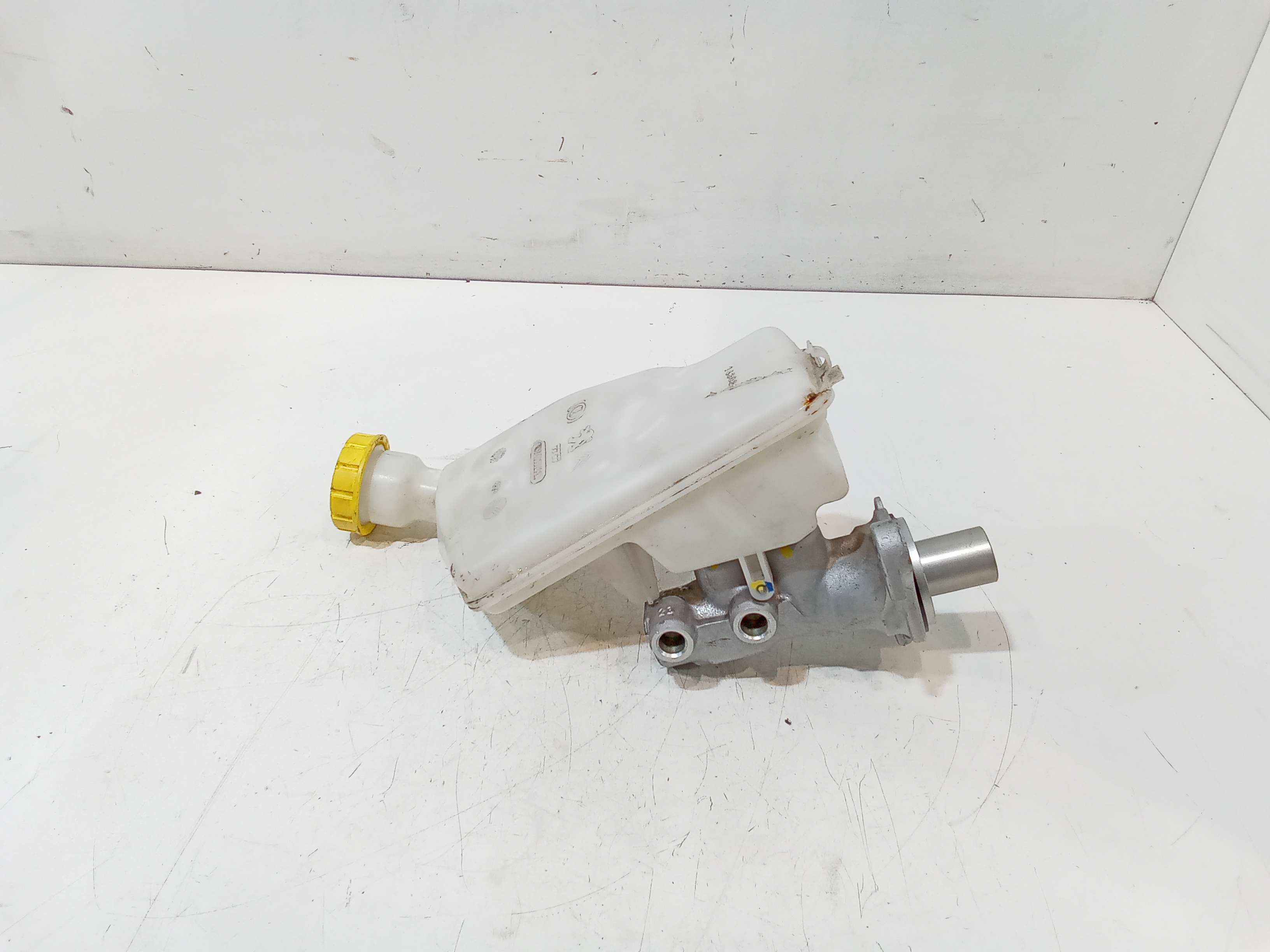 Pompa Comando Freni 39176060 Usato