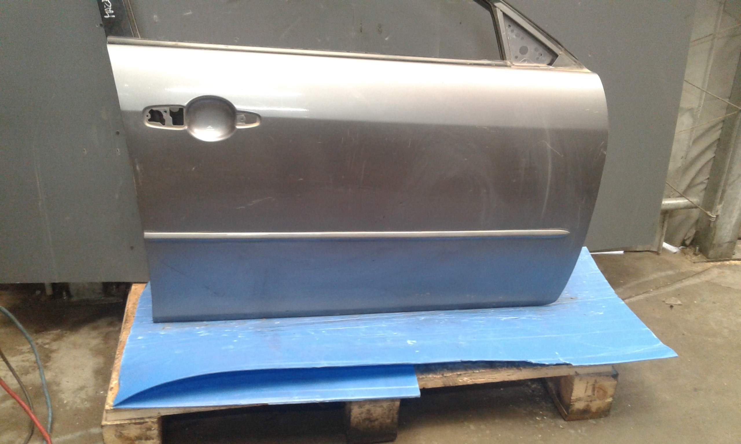 Porta Ant. Destro GJYE5802XJ Usato