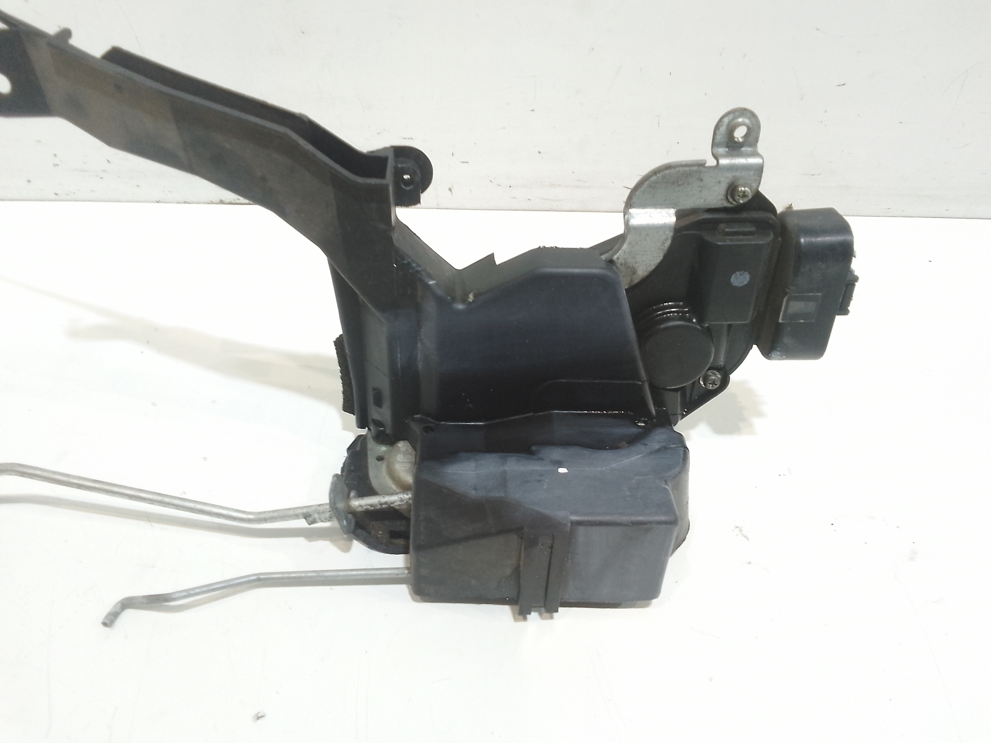 Serratura Porta Ant. Destro 6930342100 Usato