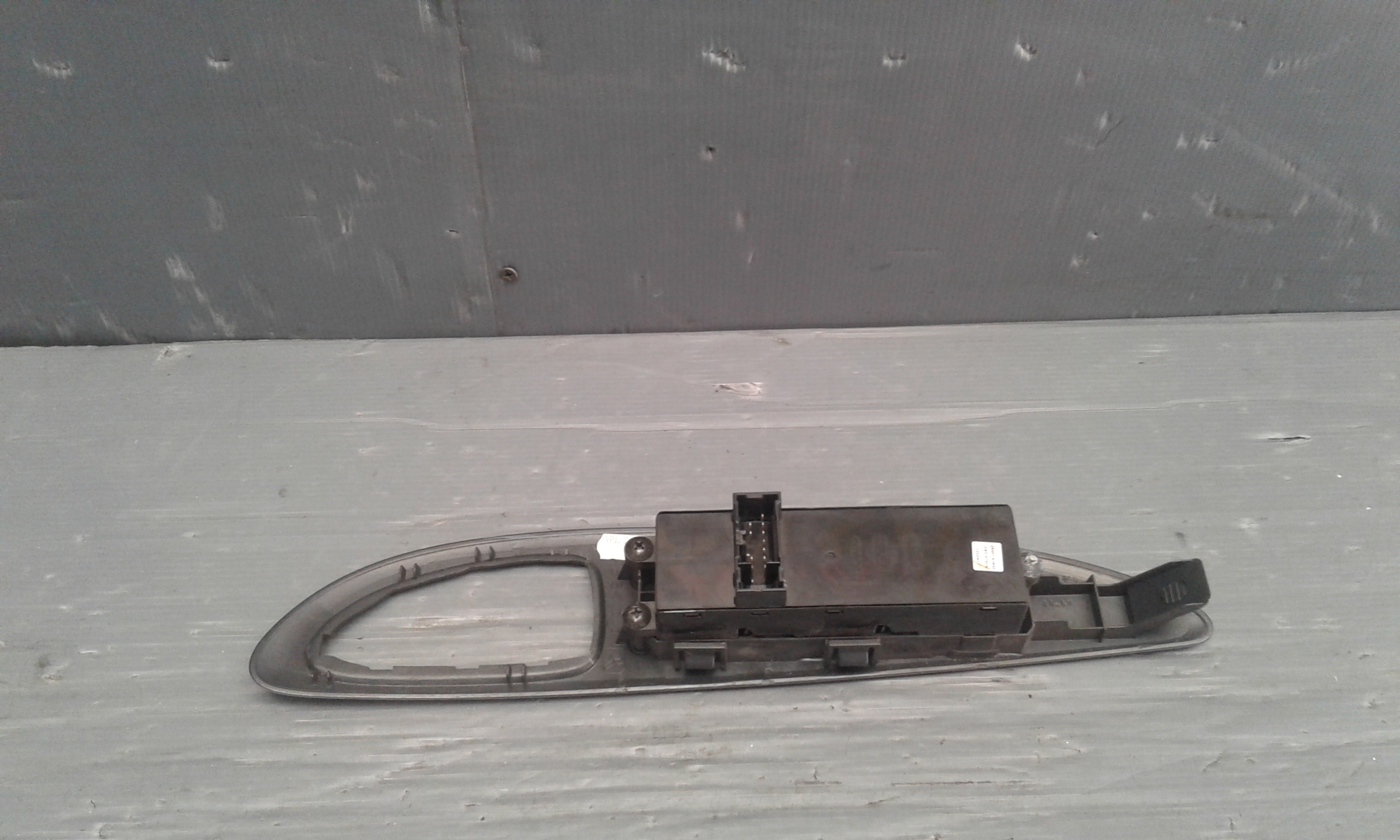 Interruttore Alzacristalli Porta Ant. Sinistro Usato