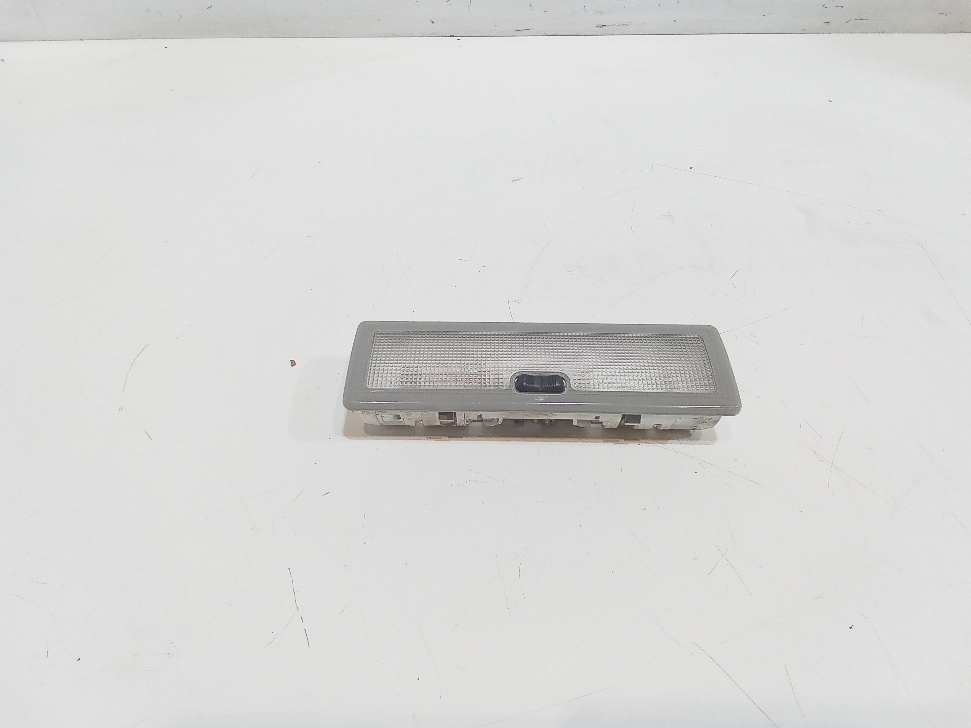 Luce Cortesia Ant. Tetto Usato