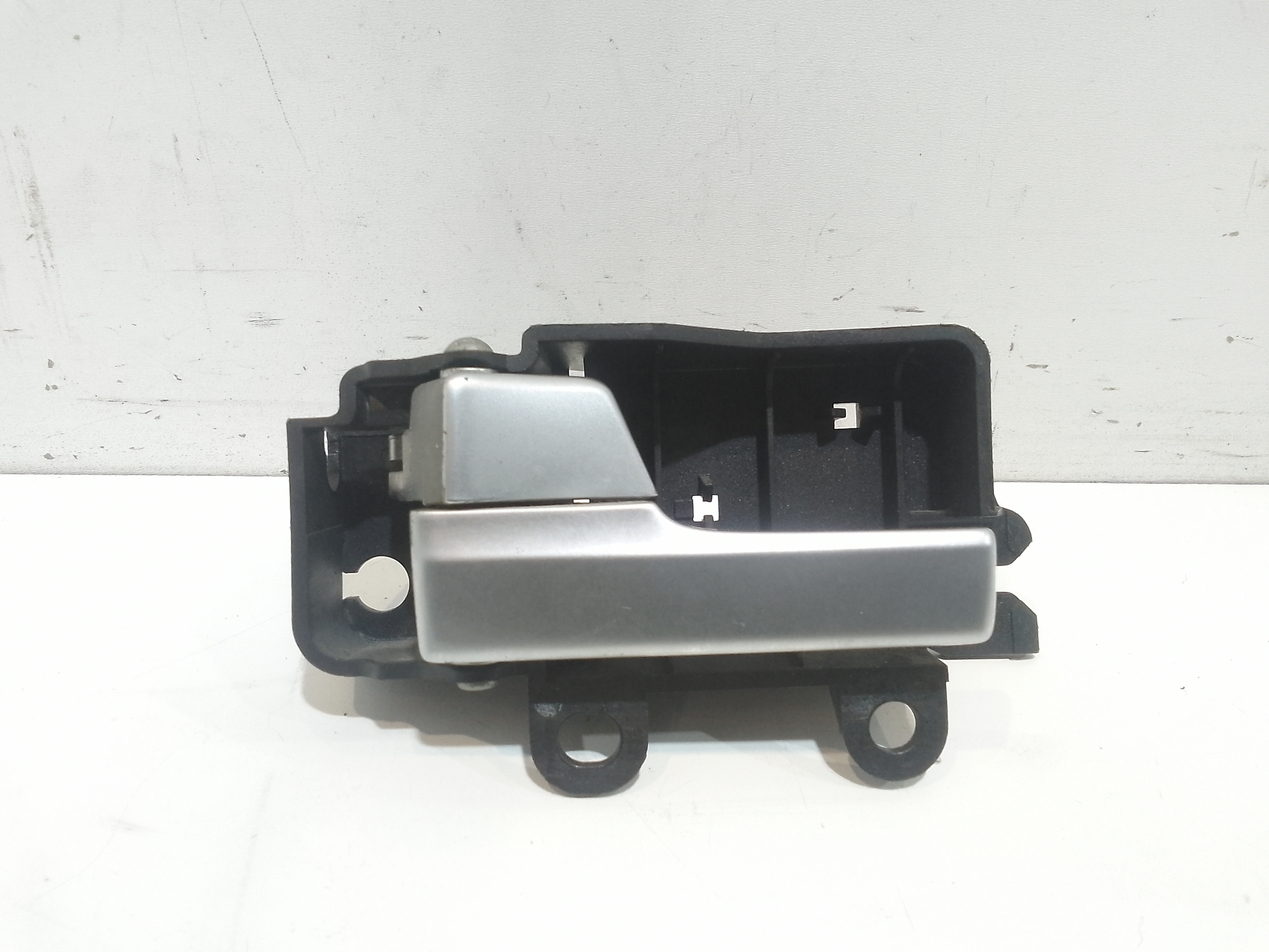 Maniglia Int. Apertura Porta Post. Sinistro 1470113 Usato