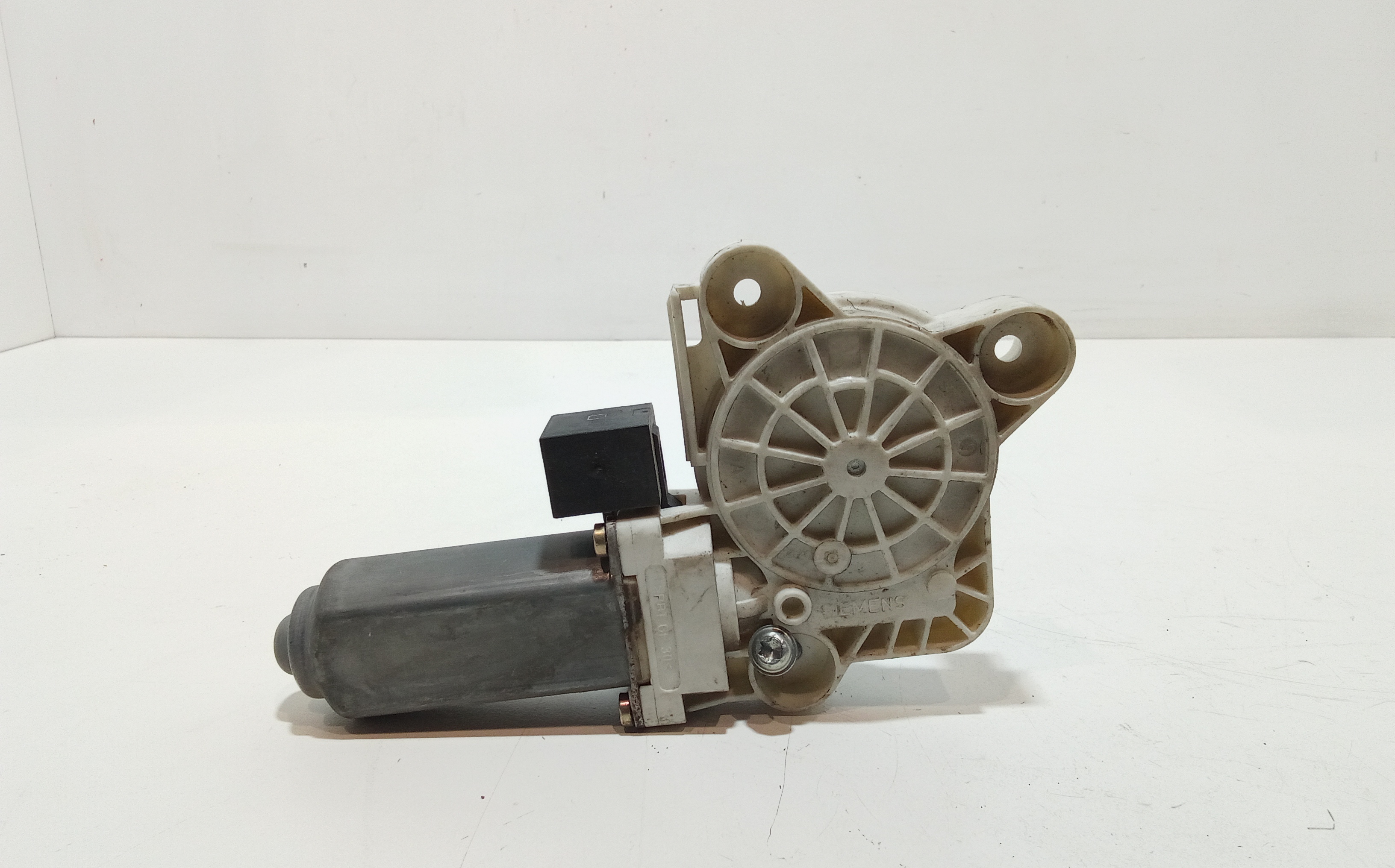 Motorino Alzacristallo Porta Post. Destro A2118202442 Usato