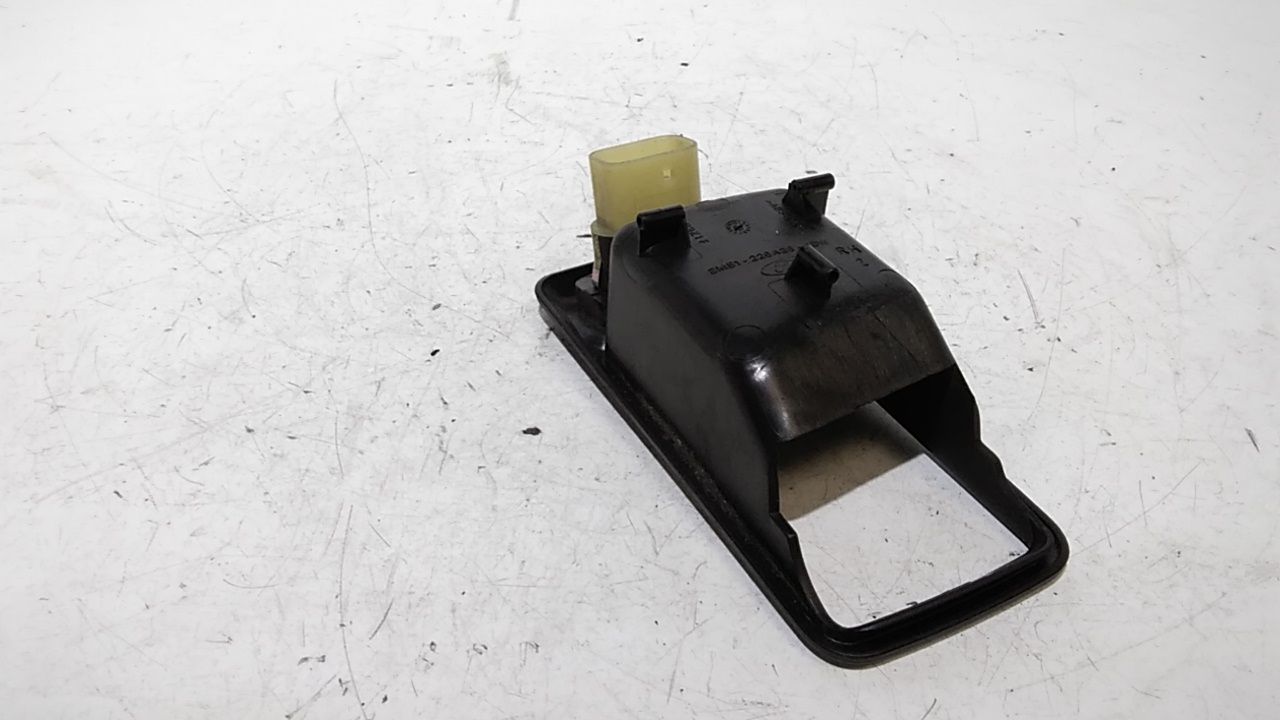 Interruttore Alzacristalli Porta Post. Destro 1223143 Usato