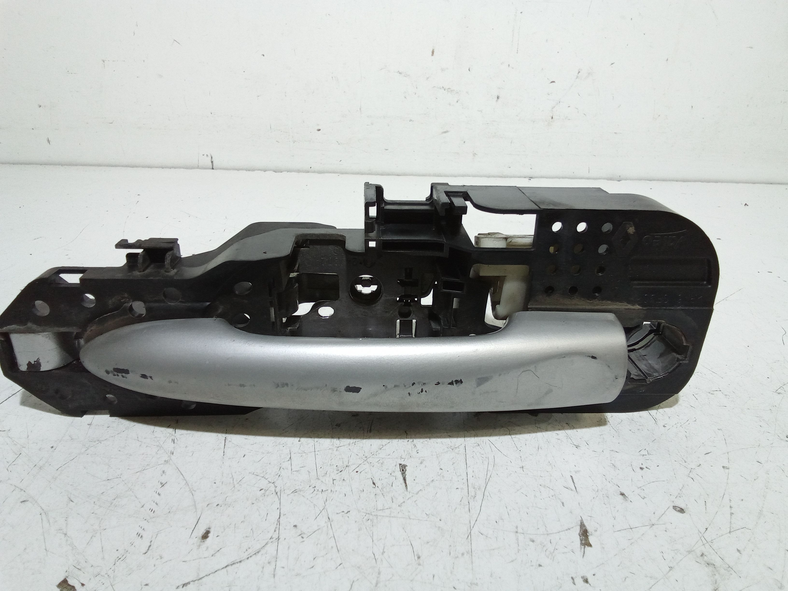 Maniglia Porta Ant. Destro 806B02596R Usato