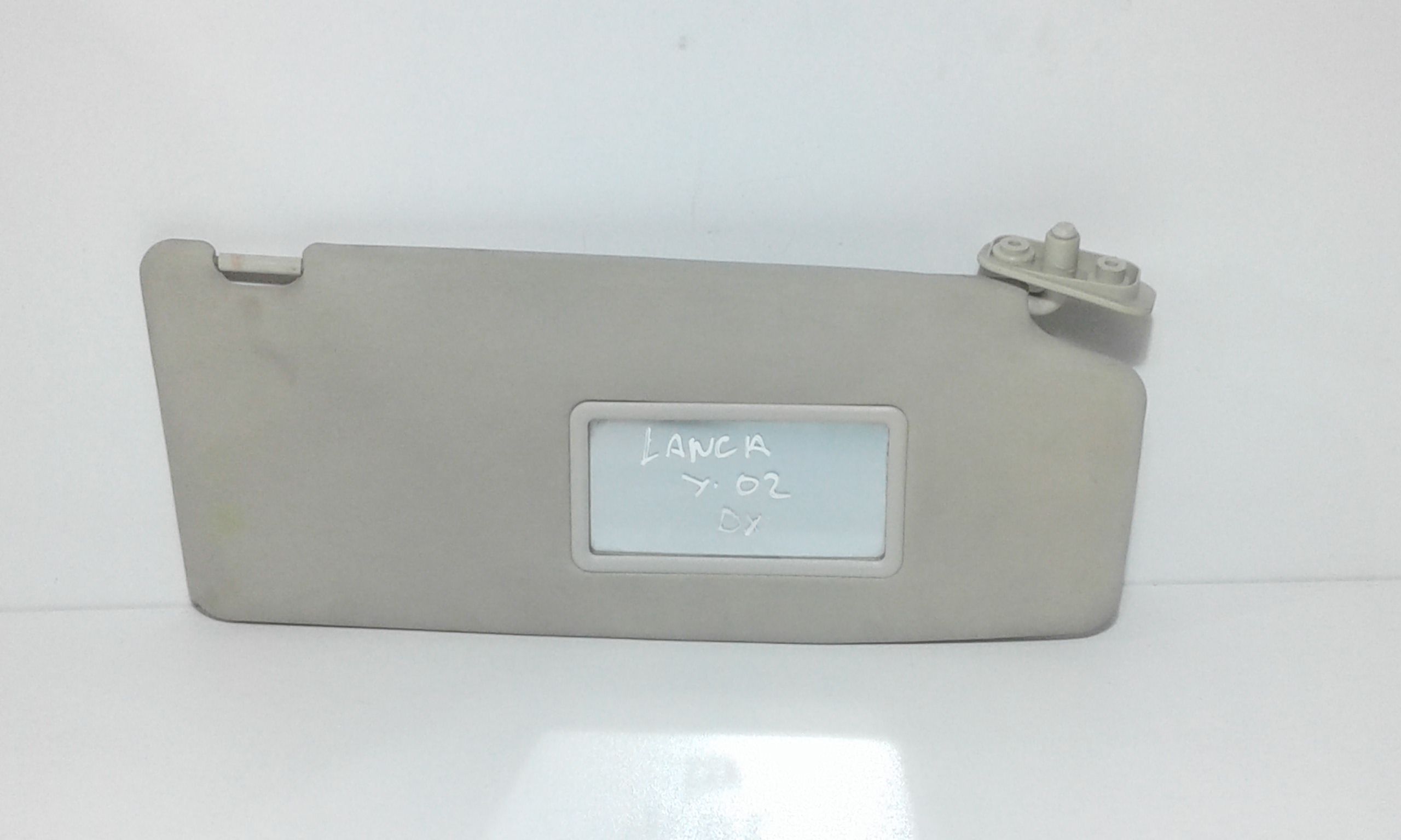 Aletta Parasole Parabrezza Destro 735295147 Usato