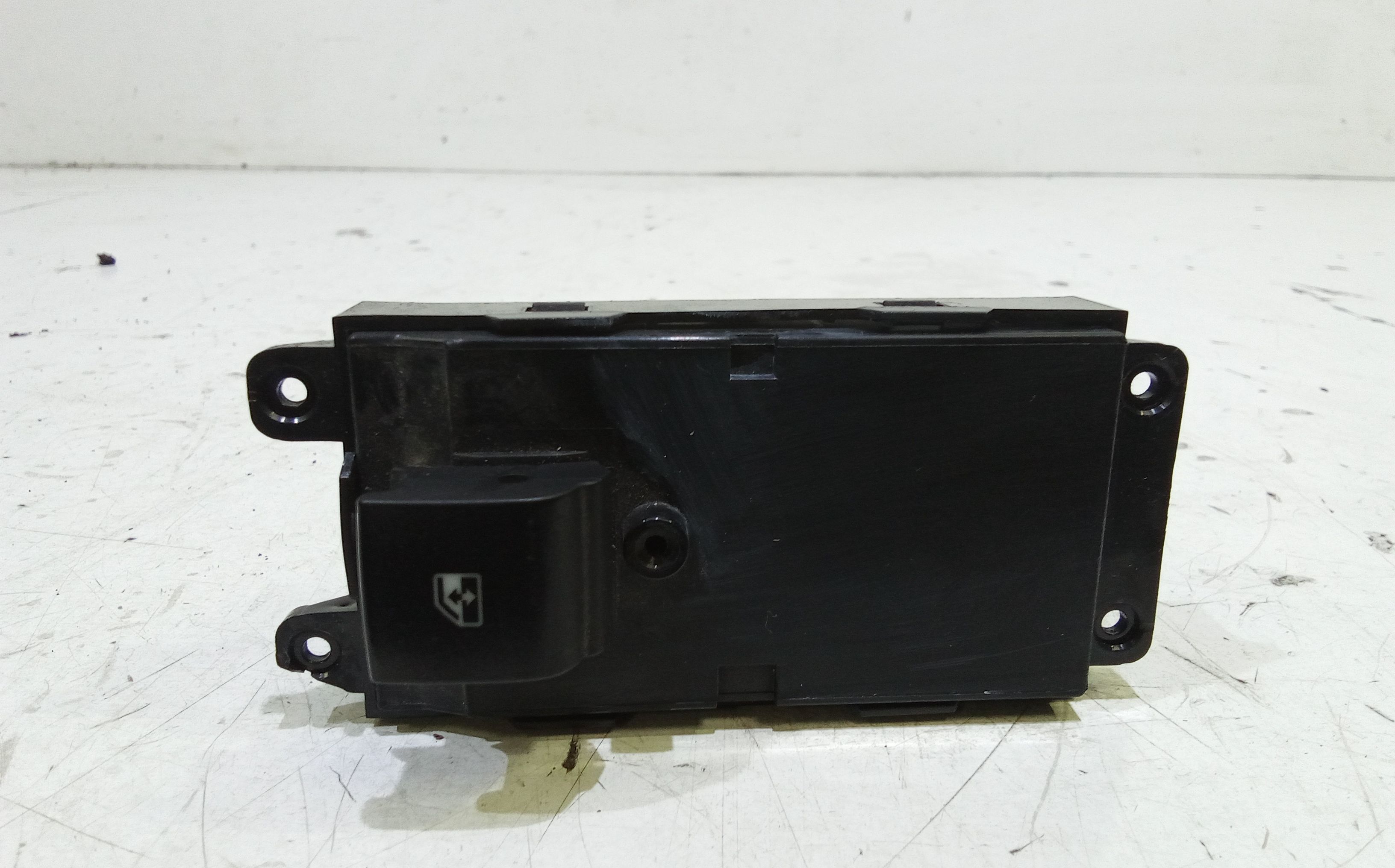 Interruttore Alzacristalli Porta Ant. Destro Usato