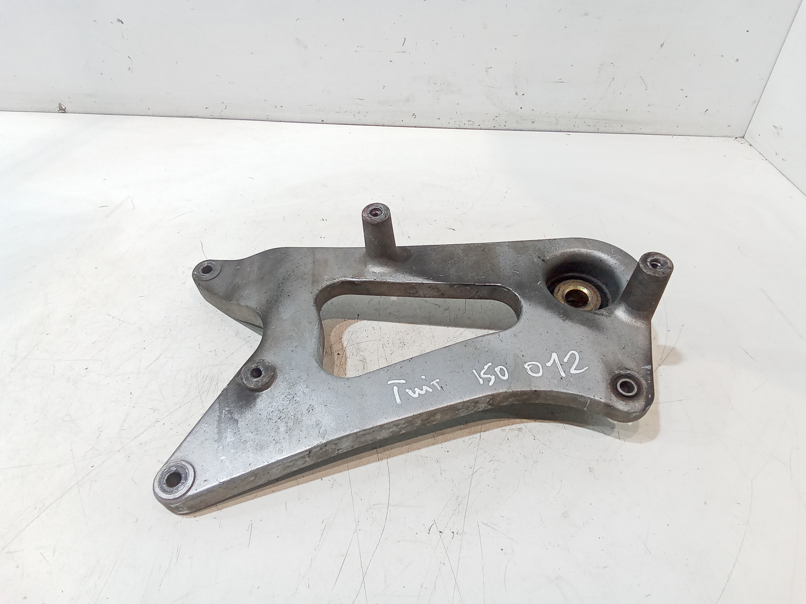 Staffa Supporto Marmitta Usato