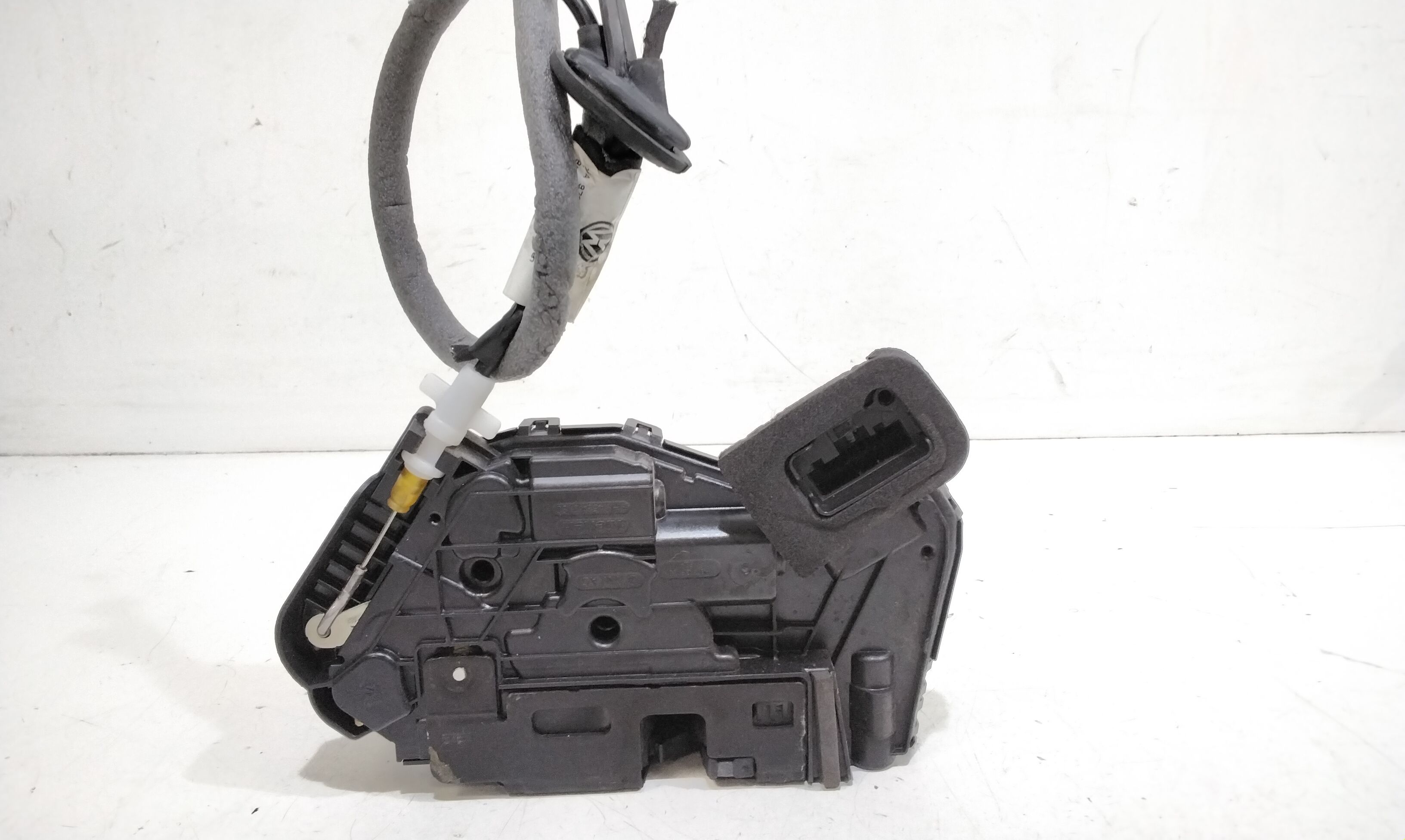 Serratura Porta Ant. Destro 5TB837016B Usato