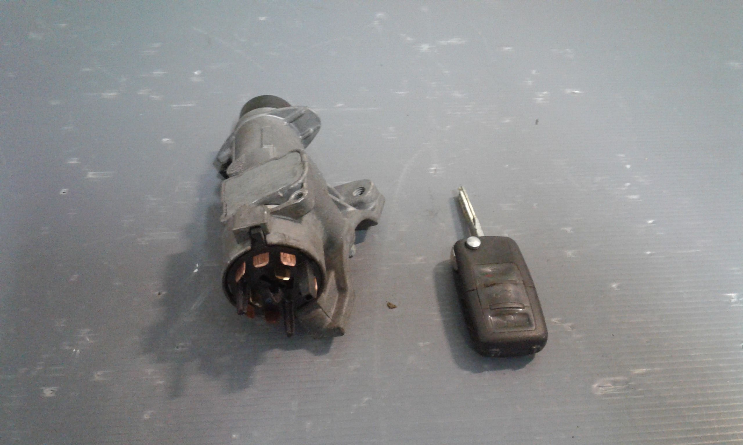 Commutatore Avviamento Con Cilindretti Serrature Usato