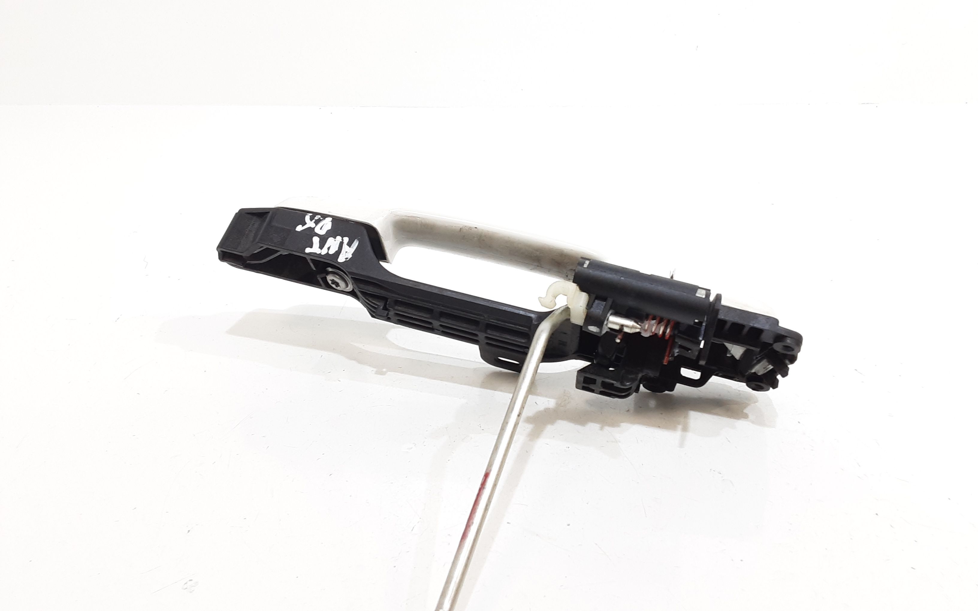 Maniglia Porta Ant. Destro 692100H030A0 Usato