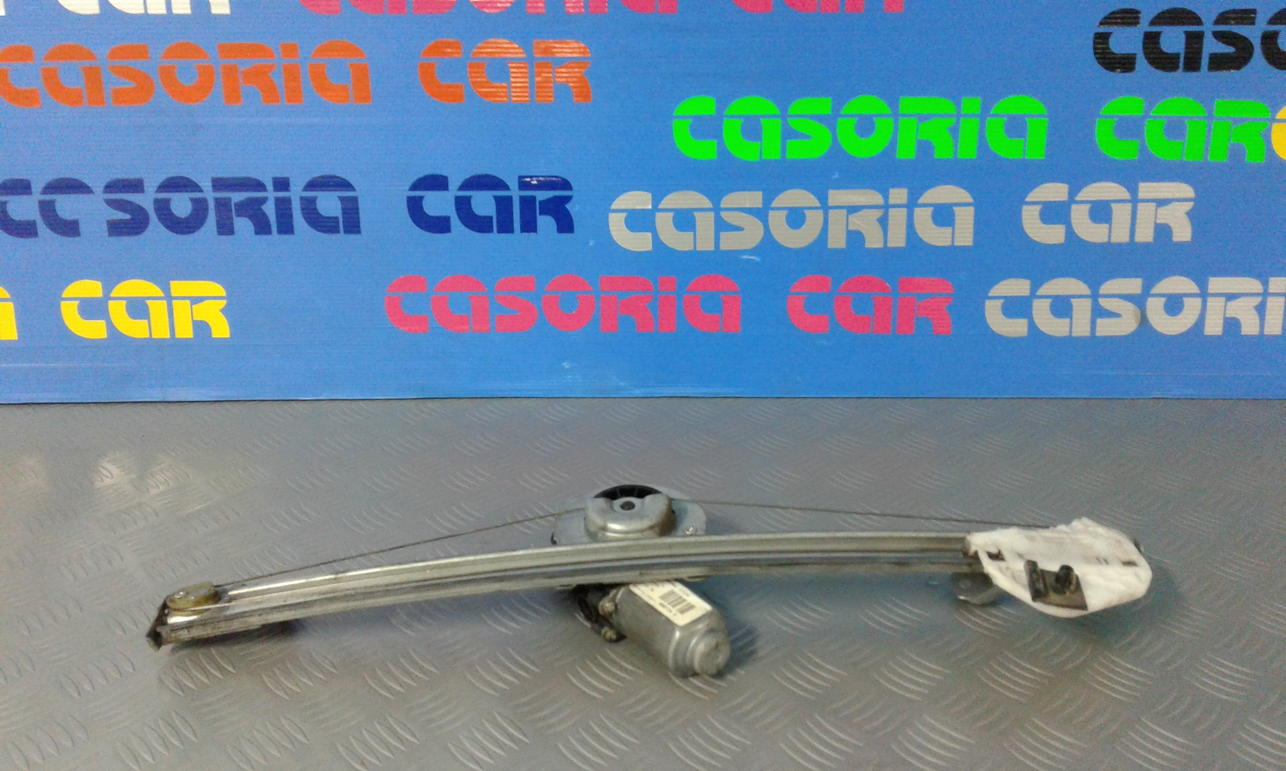 Alzacristallo Porta Ant. Sinistro 8200800402 Usato