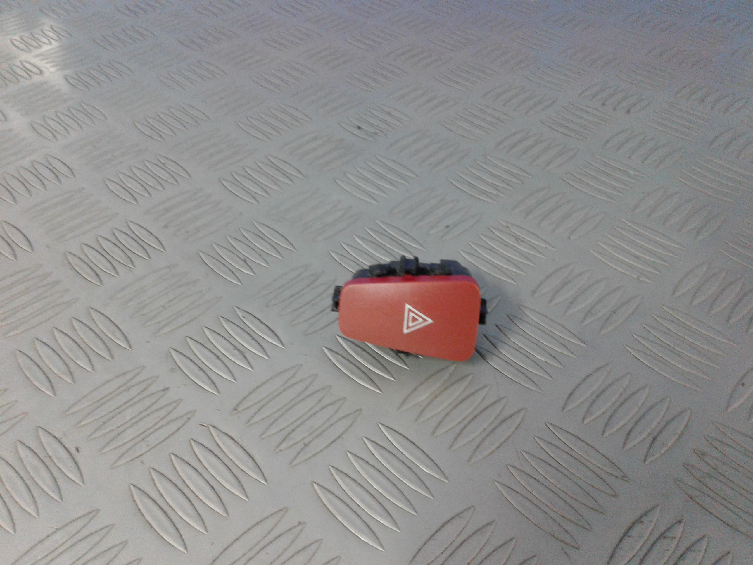 Interruttore Luci Emergenza 735398852 Usato