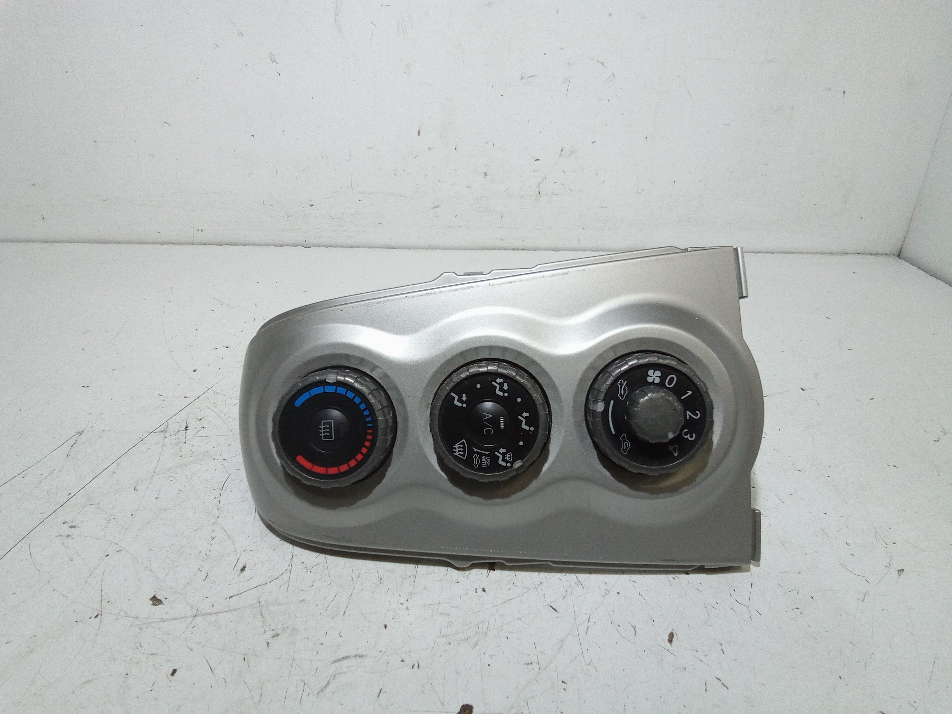 Blocco Comando Climatizzazione 5590052490B0 Usato