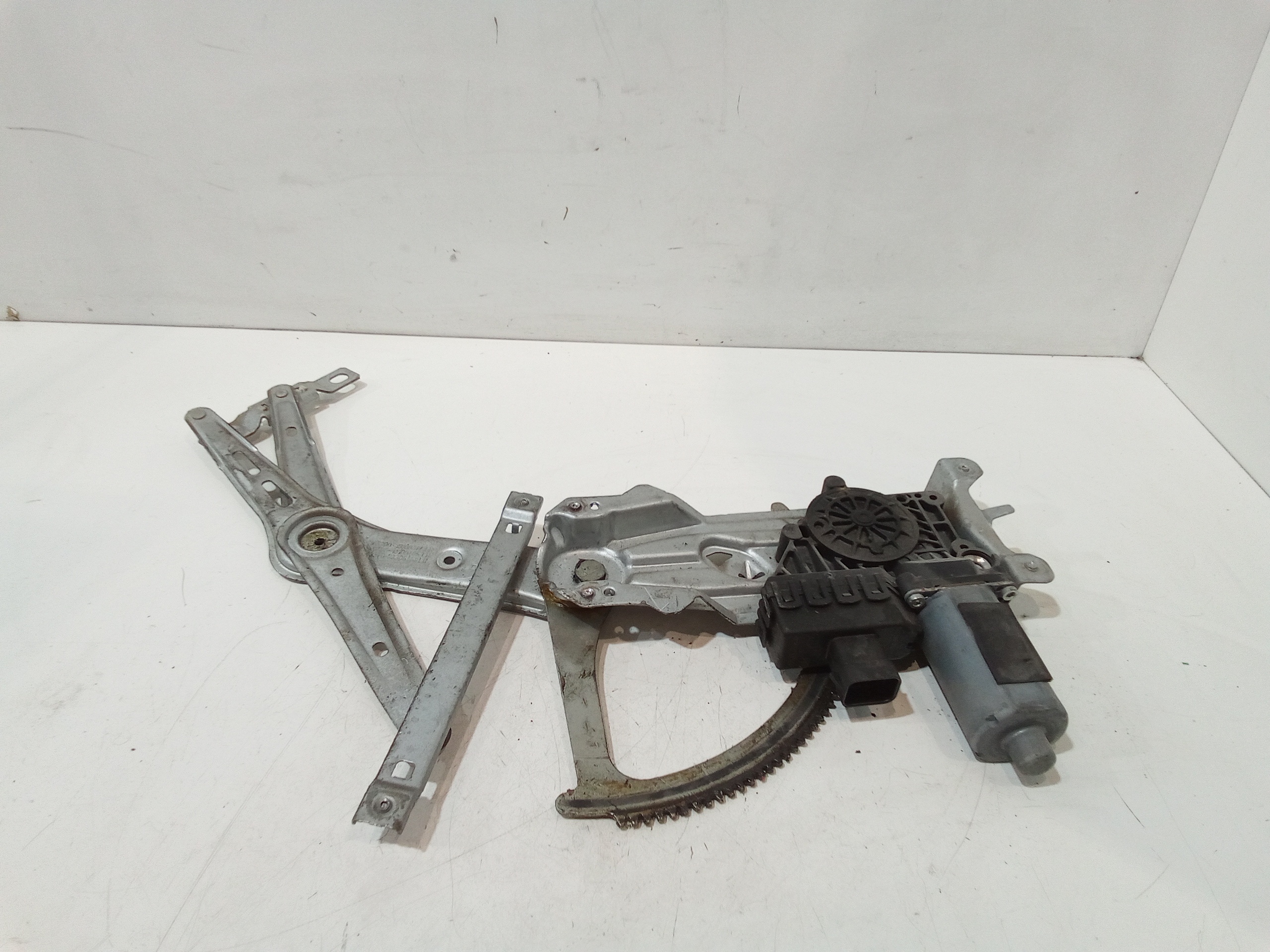 Alzacristallo Porta Ant. Sinistro Usato