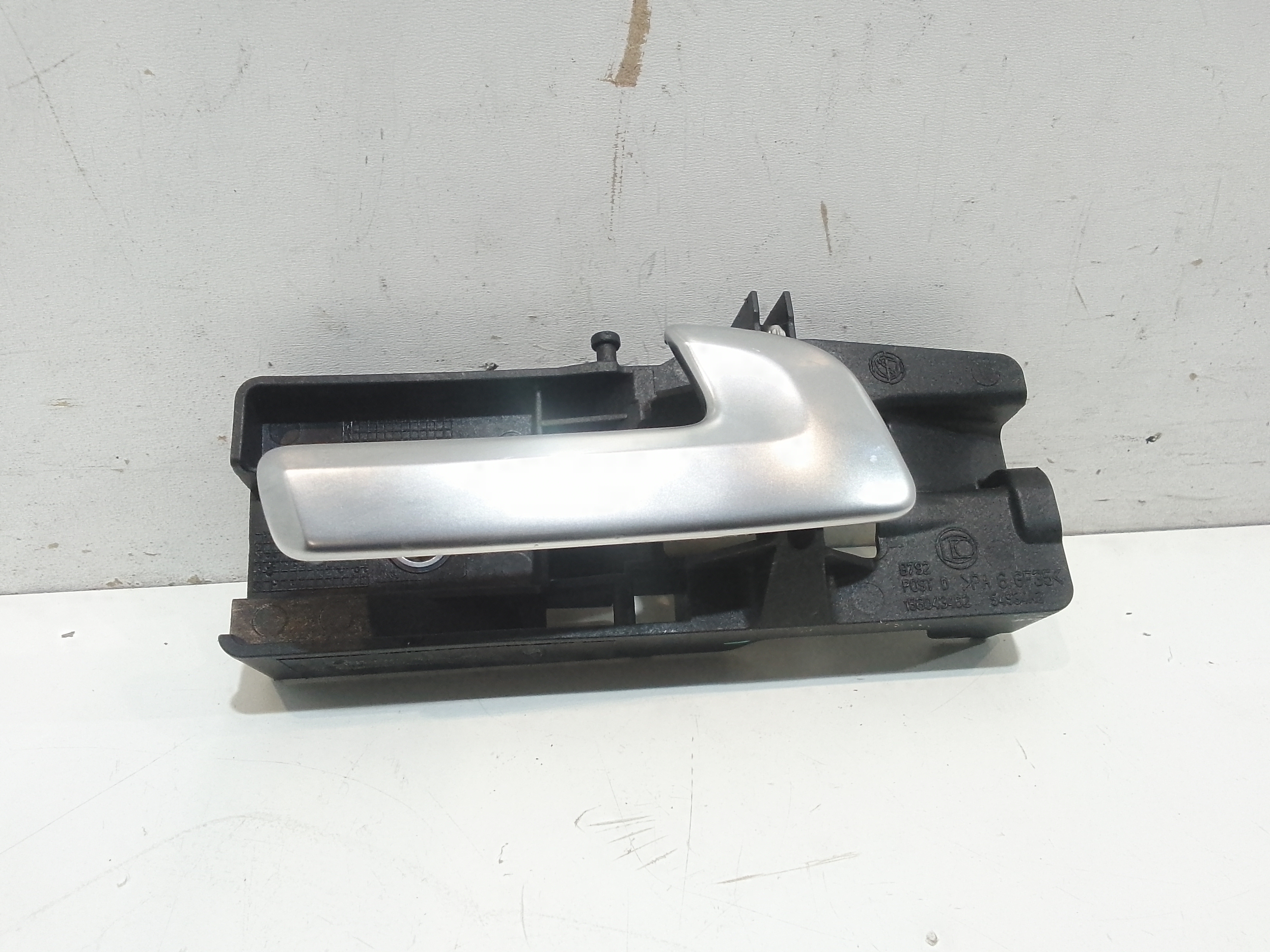 Maniglia Int. Apertura Porta Post. Destro 156054467 Usato