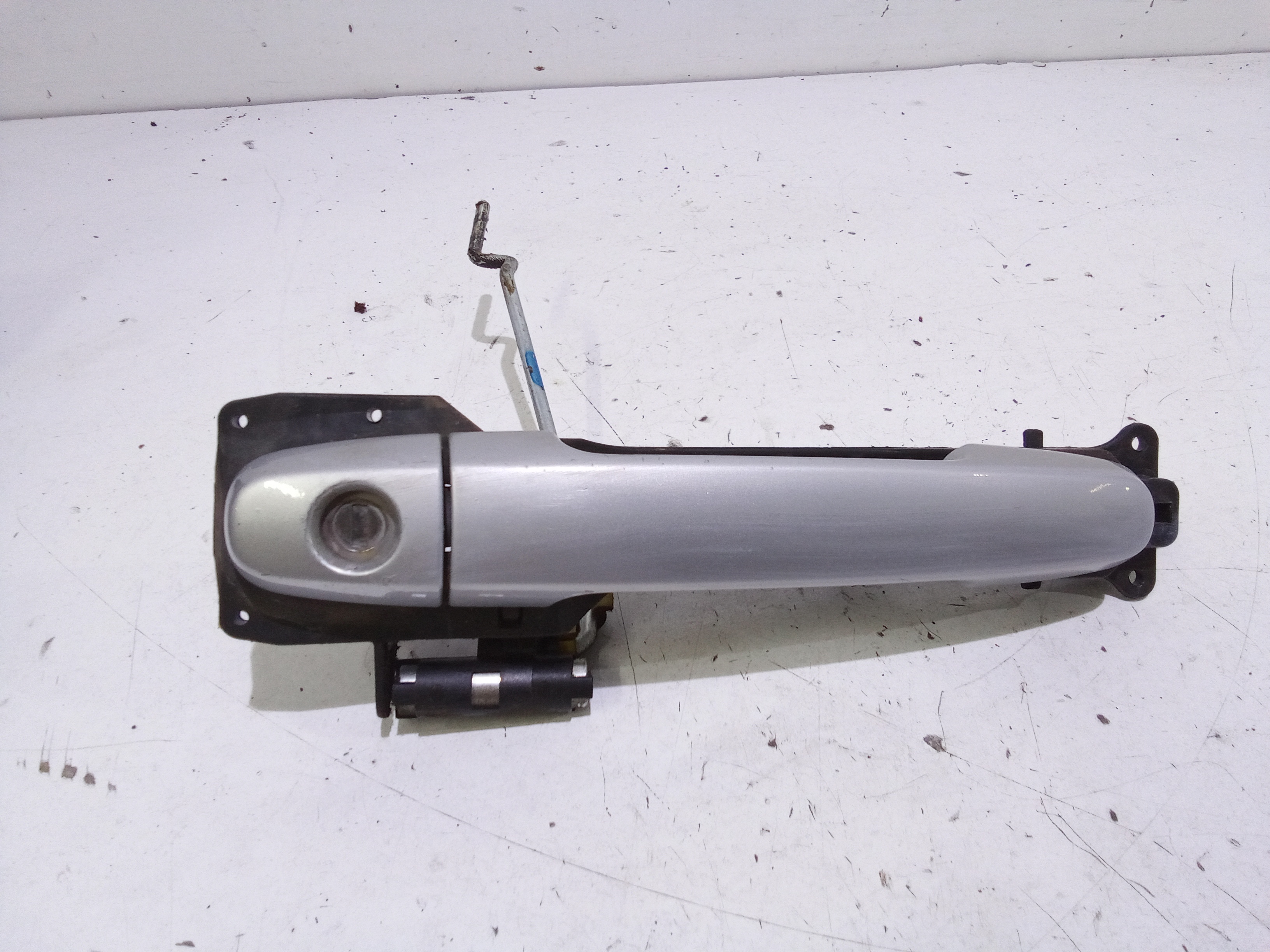 Maniglia Porta Ant. Sinistro 692100D060A1 Usato