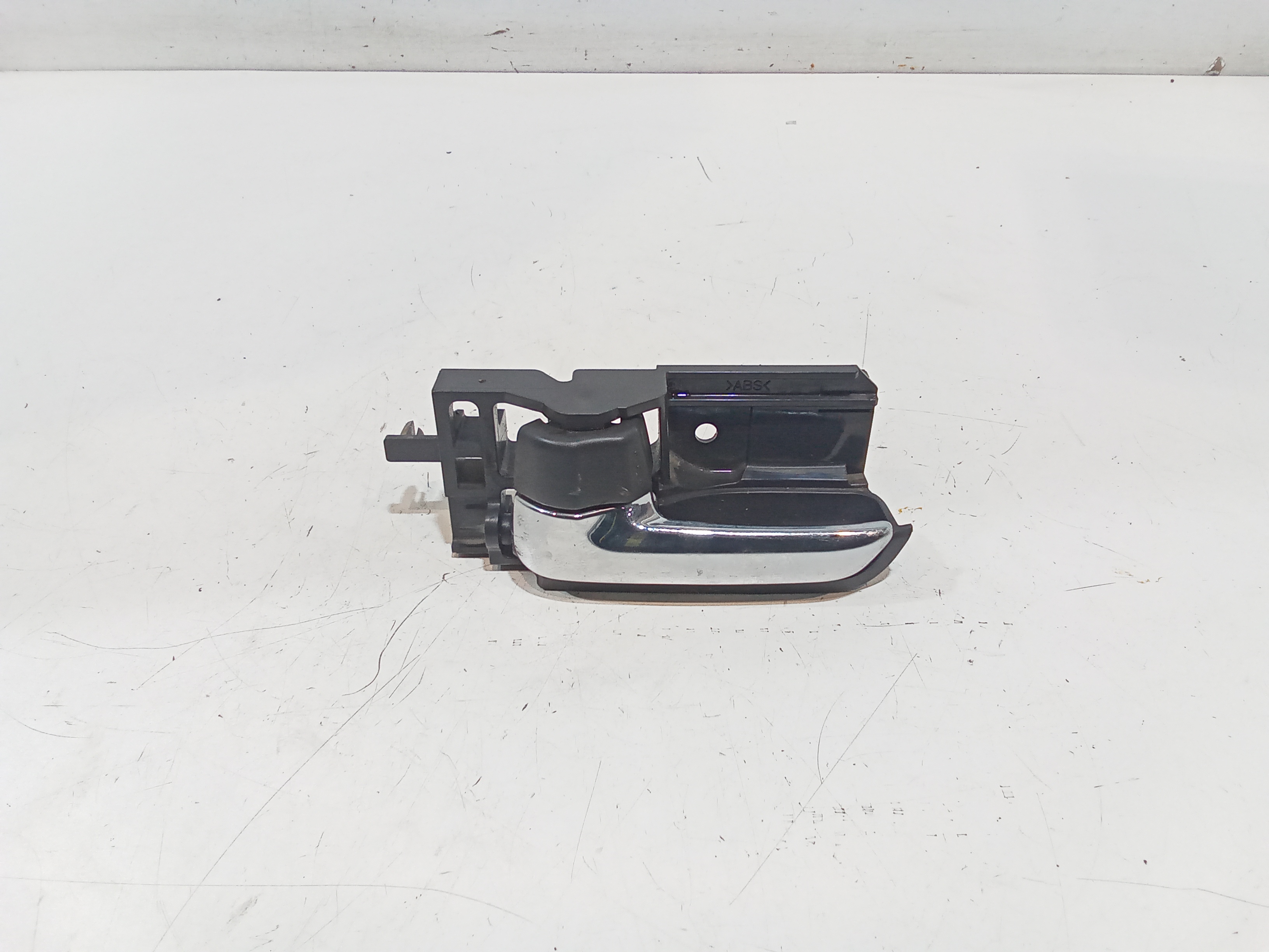 Maniglia Int. Apertura Porta Post. Sinistro Usato