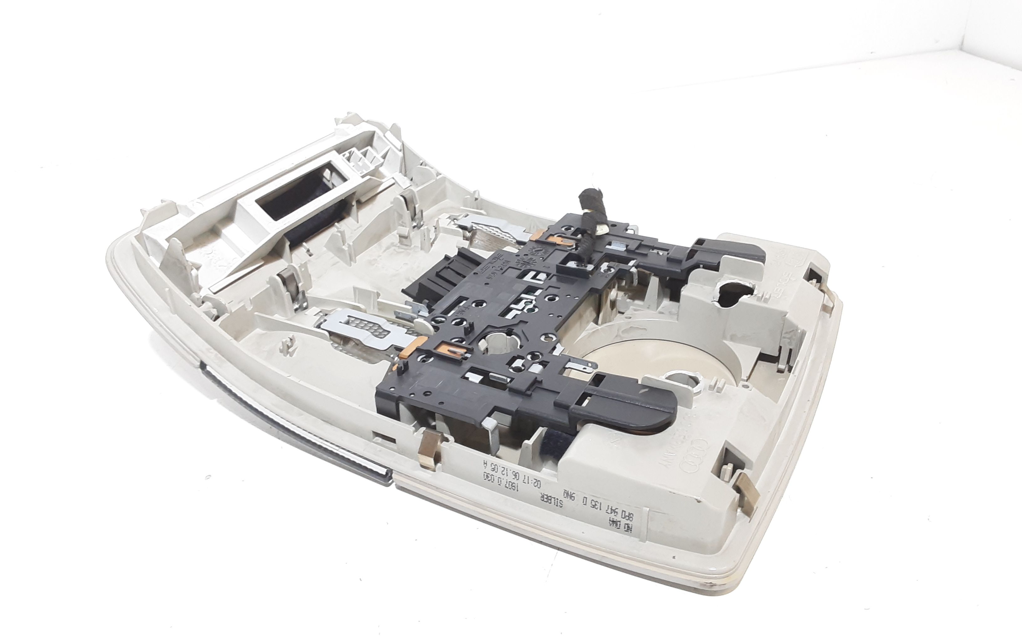 Luce Cortesia Ant. Tetto 8P09471066PS Usato