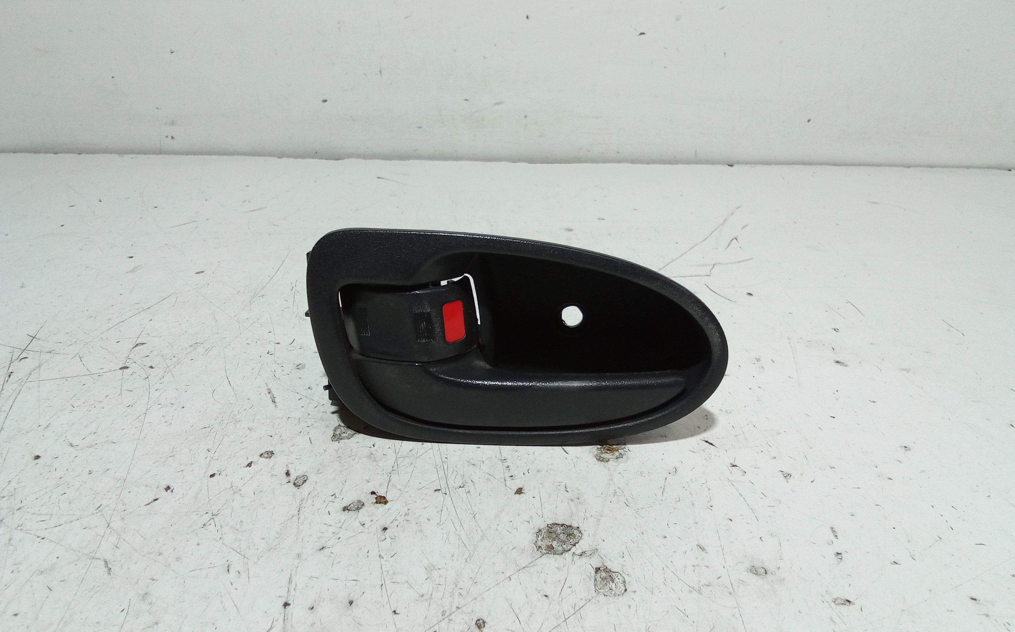 Maniglia Int. Apertura Porta Ant. Sinistro 6920652110B1 Usato