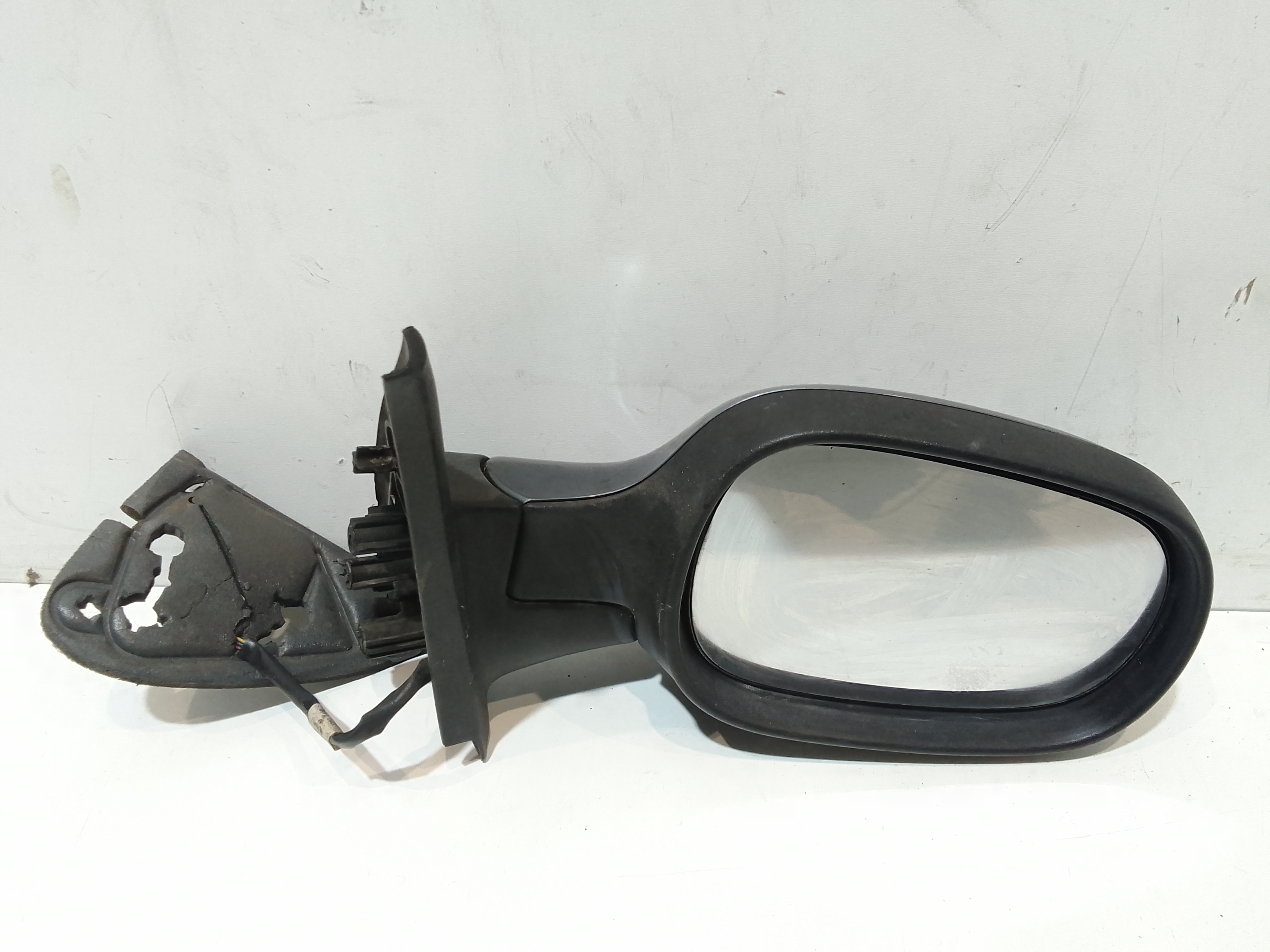 Retrovisore Est. Destro Usato