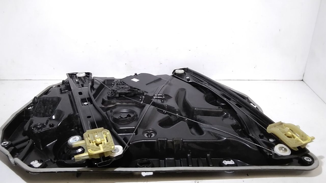 Alzacristallo Porta Ant. Destro Usato