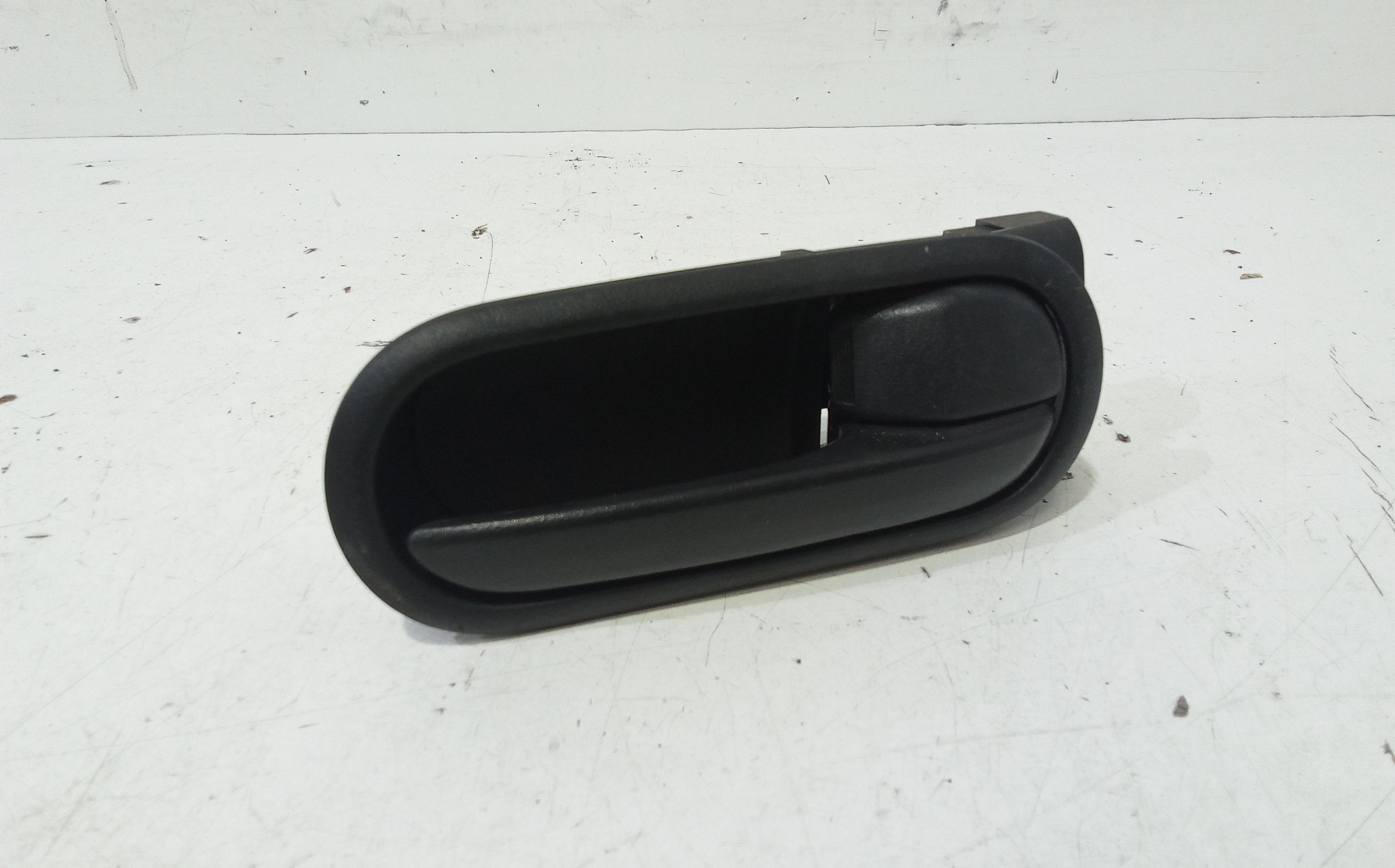 Maniglia Int. Apertura Porta Ant. Destro Usato