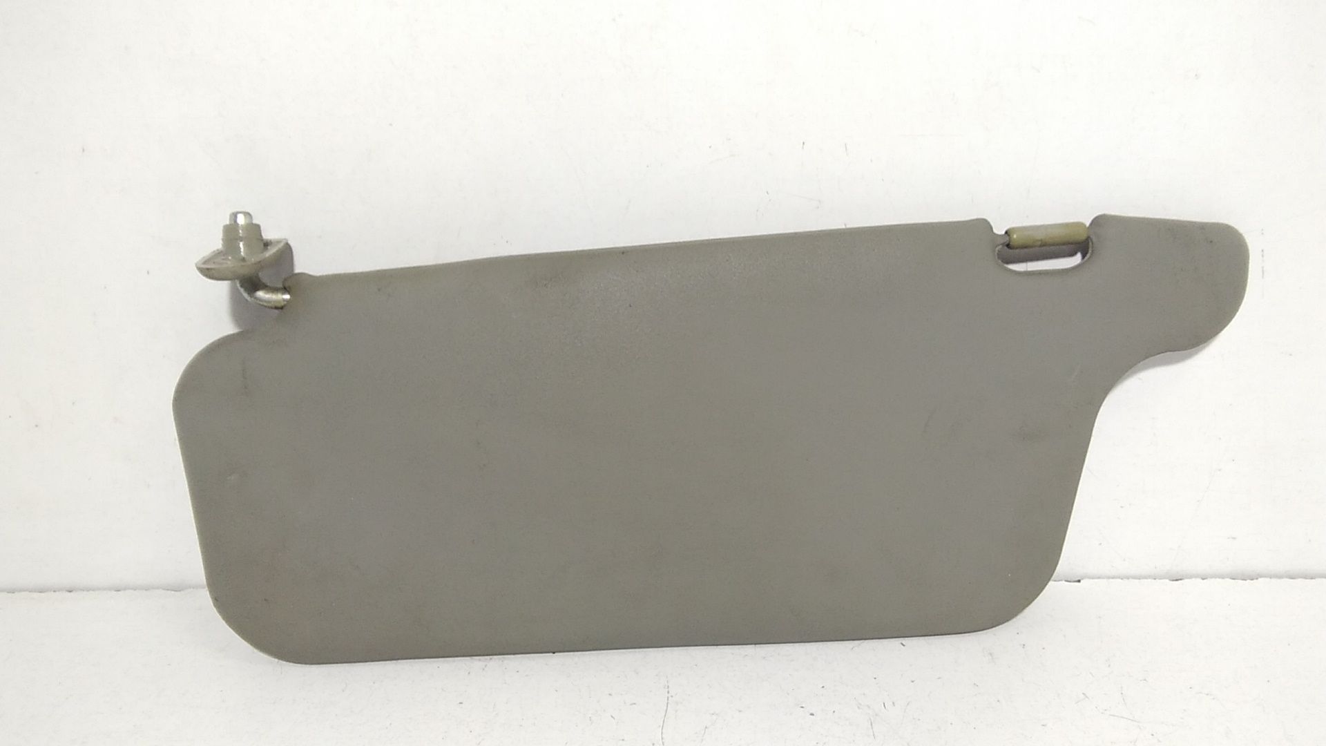 Aletta Parasole Parabrezza Destro 8520202500OB Usato