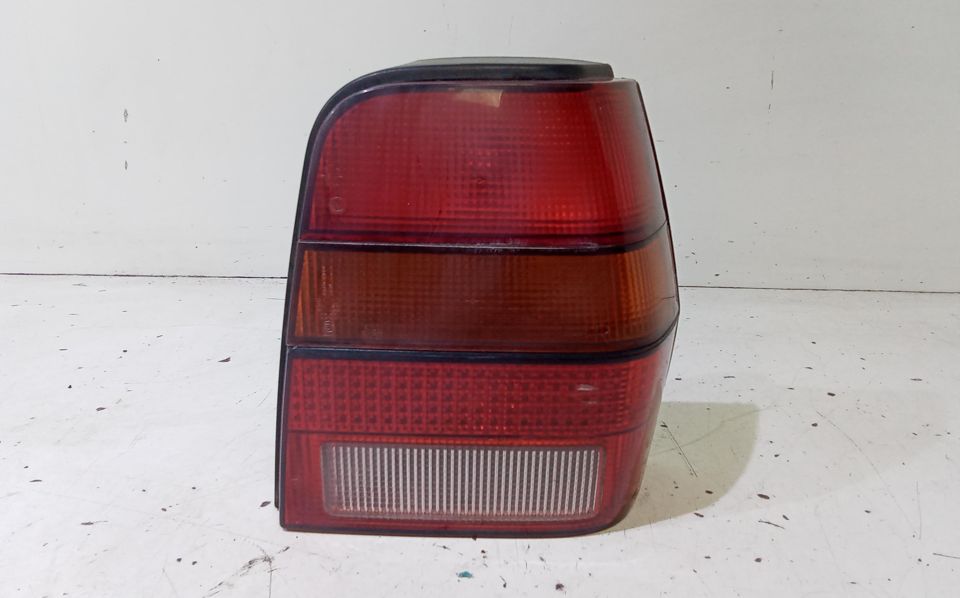 Fanale Post. Destro 6N0945096 Usato