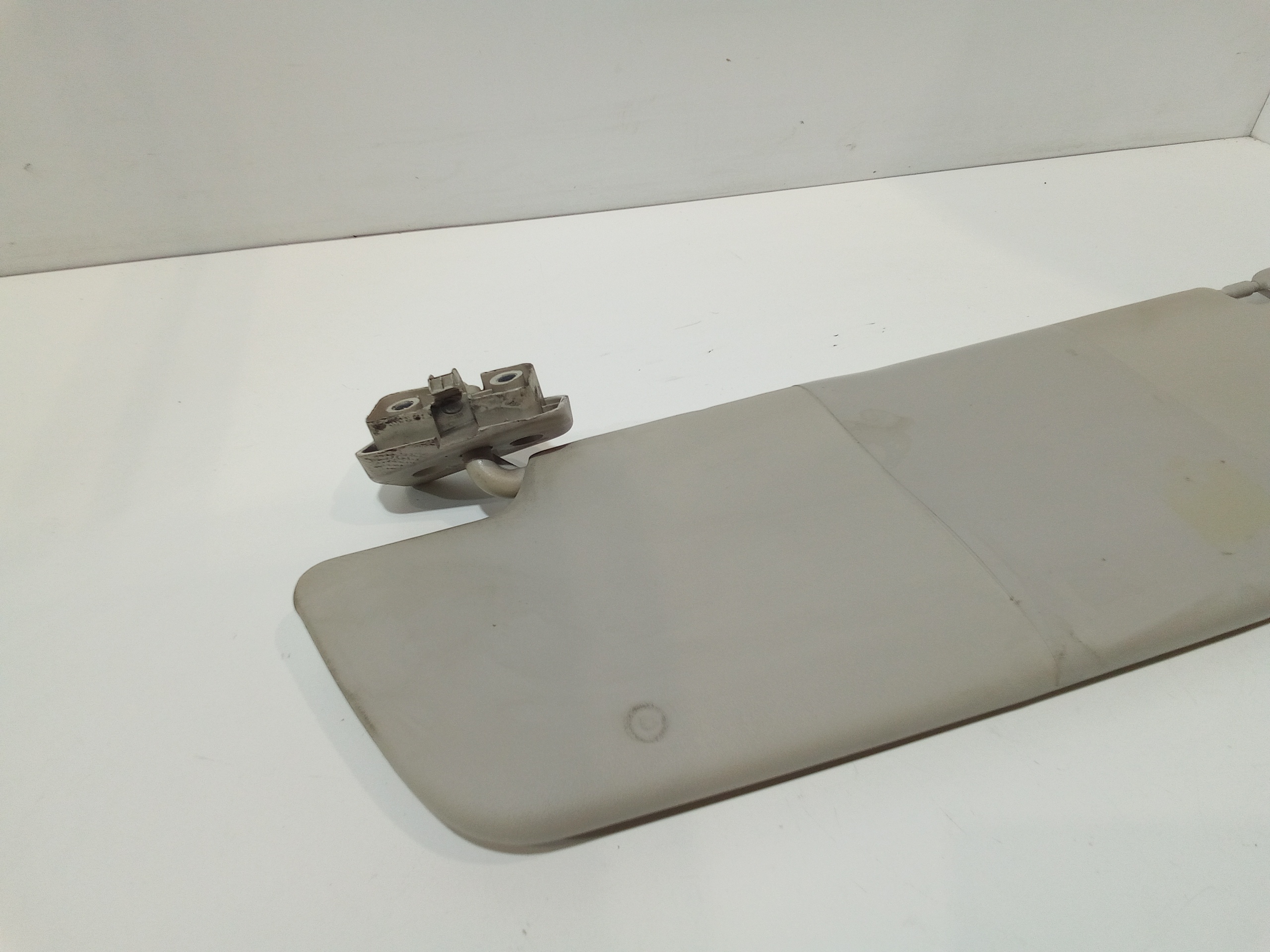 Aletta Parasole Parabrezza Sinistro 1612108180 Usato